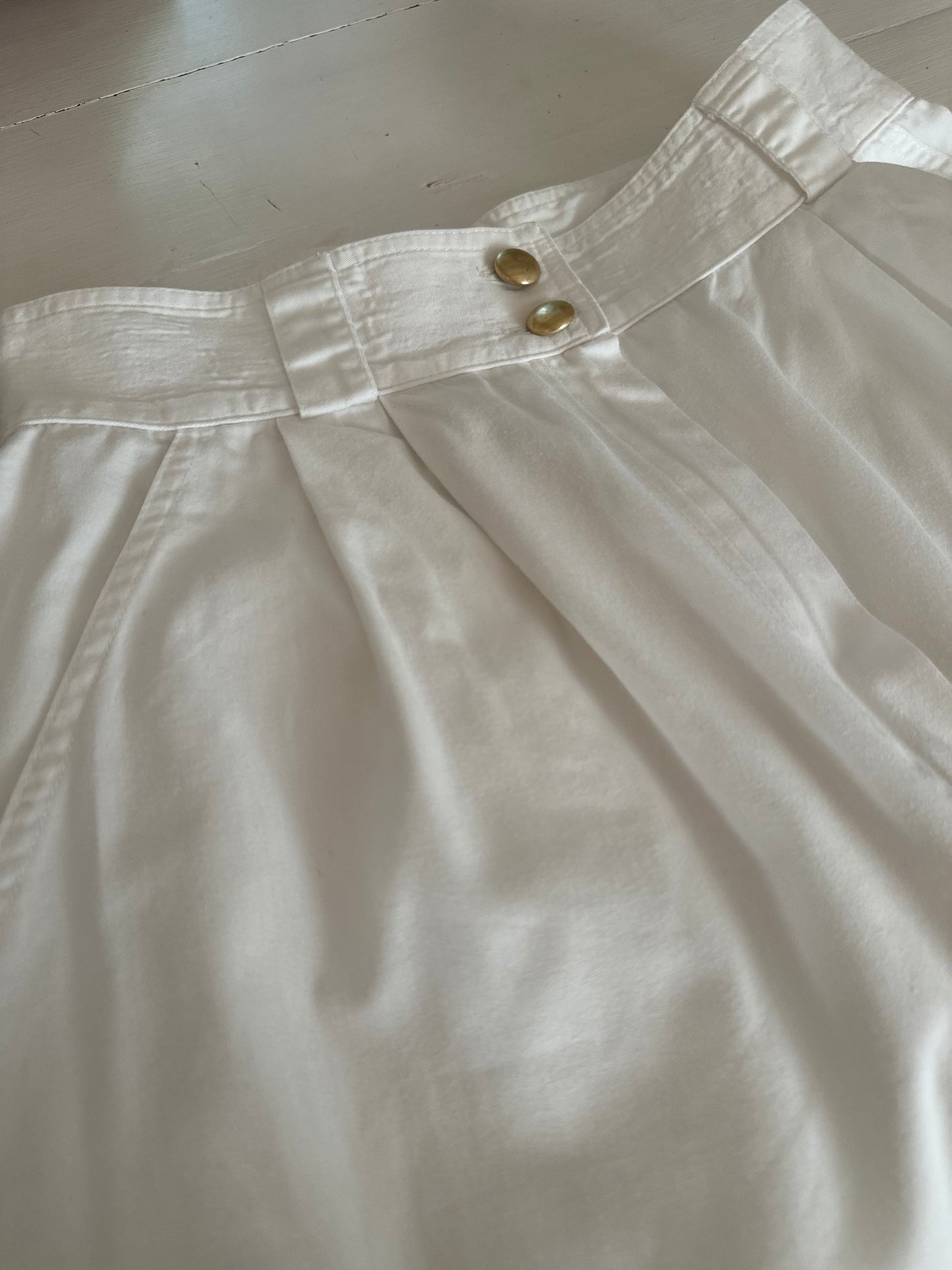 Bermuda Vintage Anni ‘80 a Vita Altissima in Cotone Bianco Tg.38/40