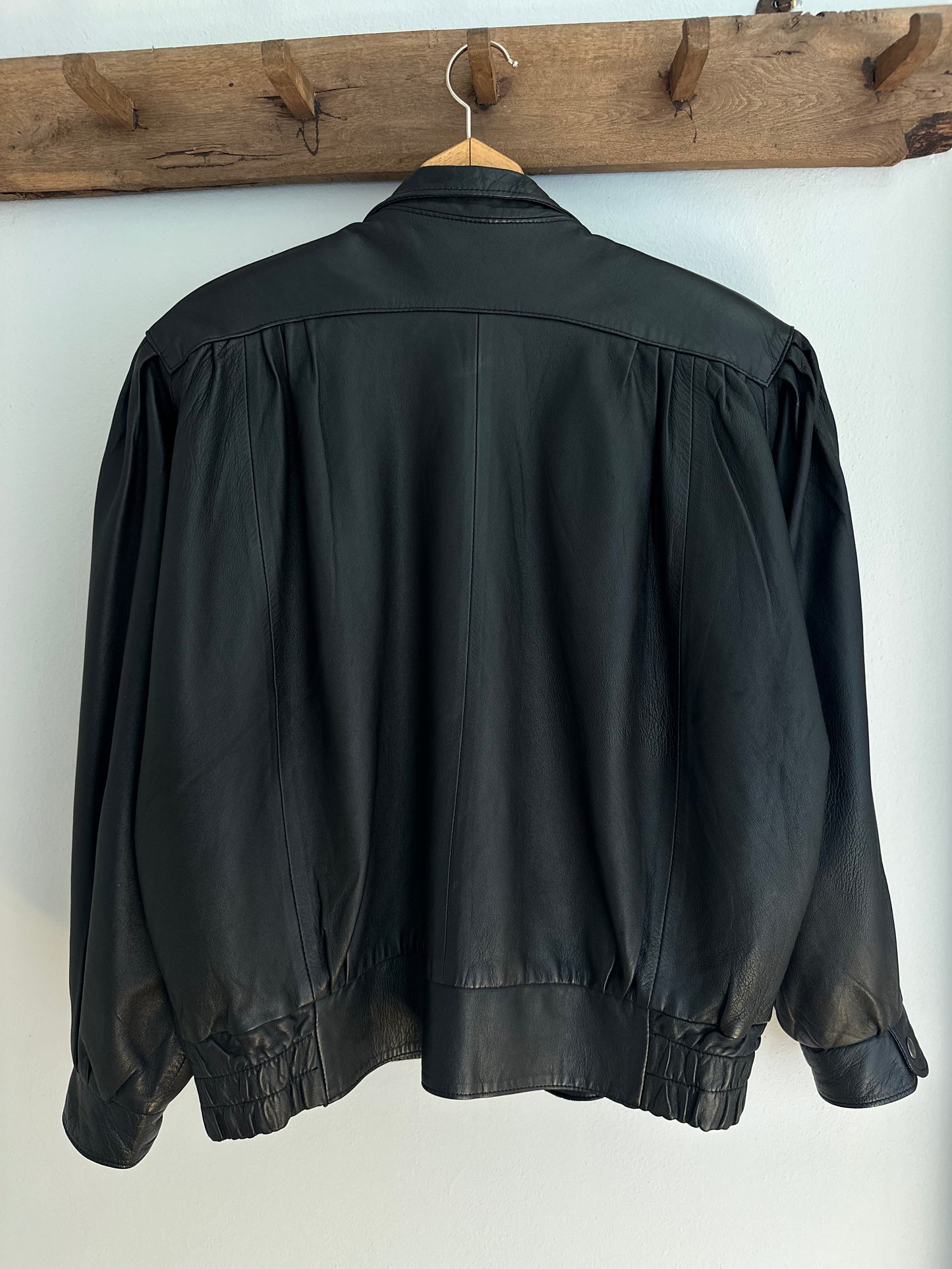 Giubbotto Vintage Anni ‘80 in Pelle Nero Tg.44/46