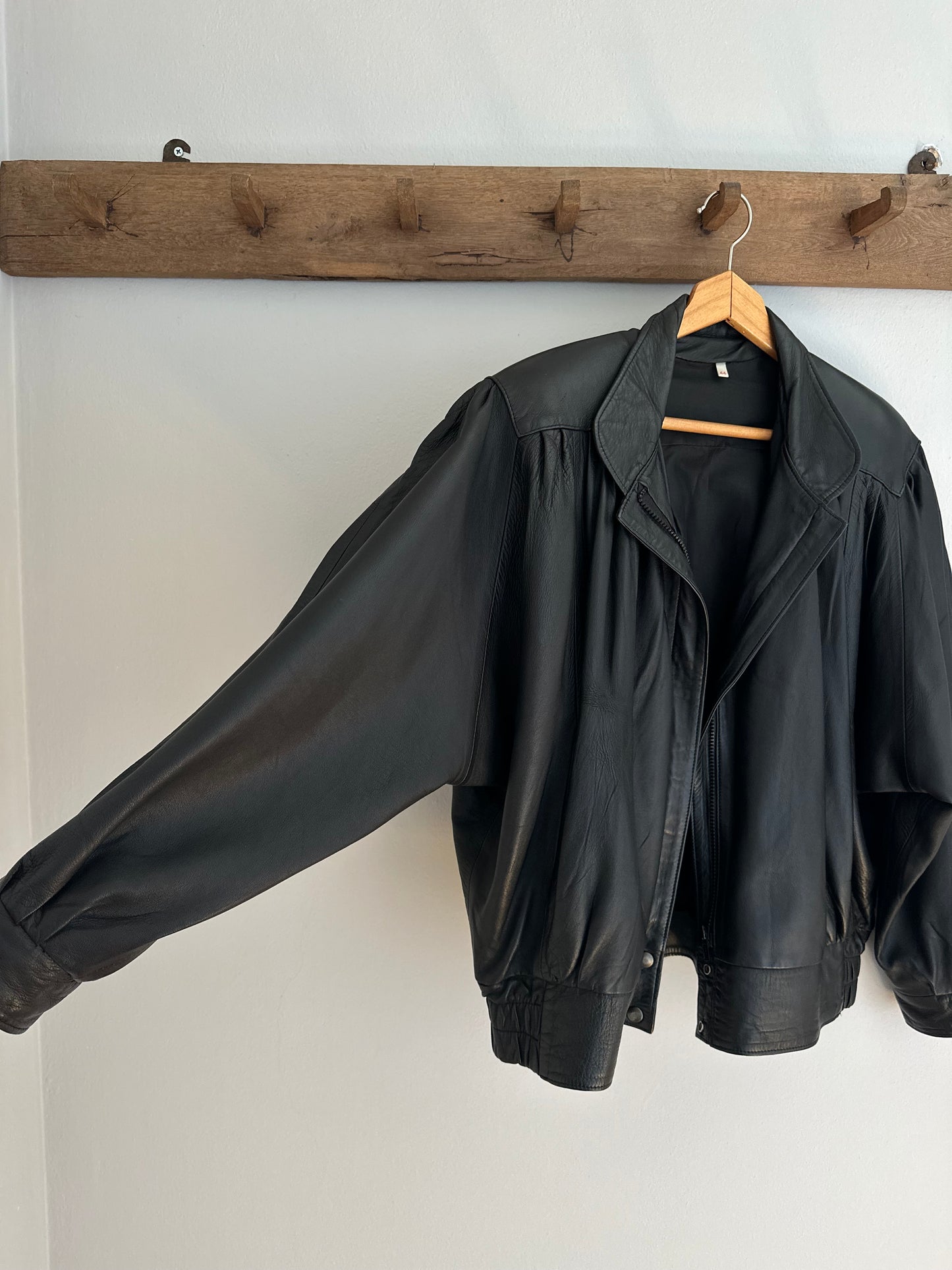 Giubbotto Vintage Anni ‘80 in Pelle Nero Tg.44/46