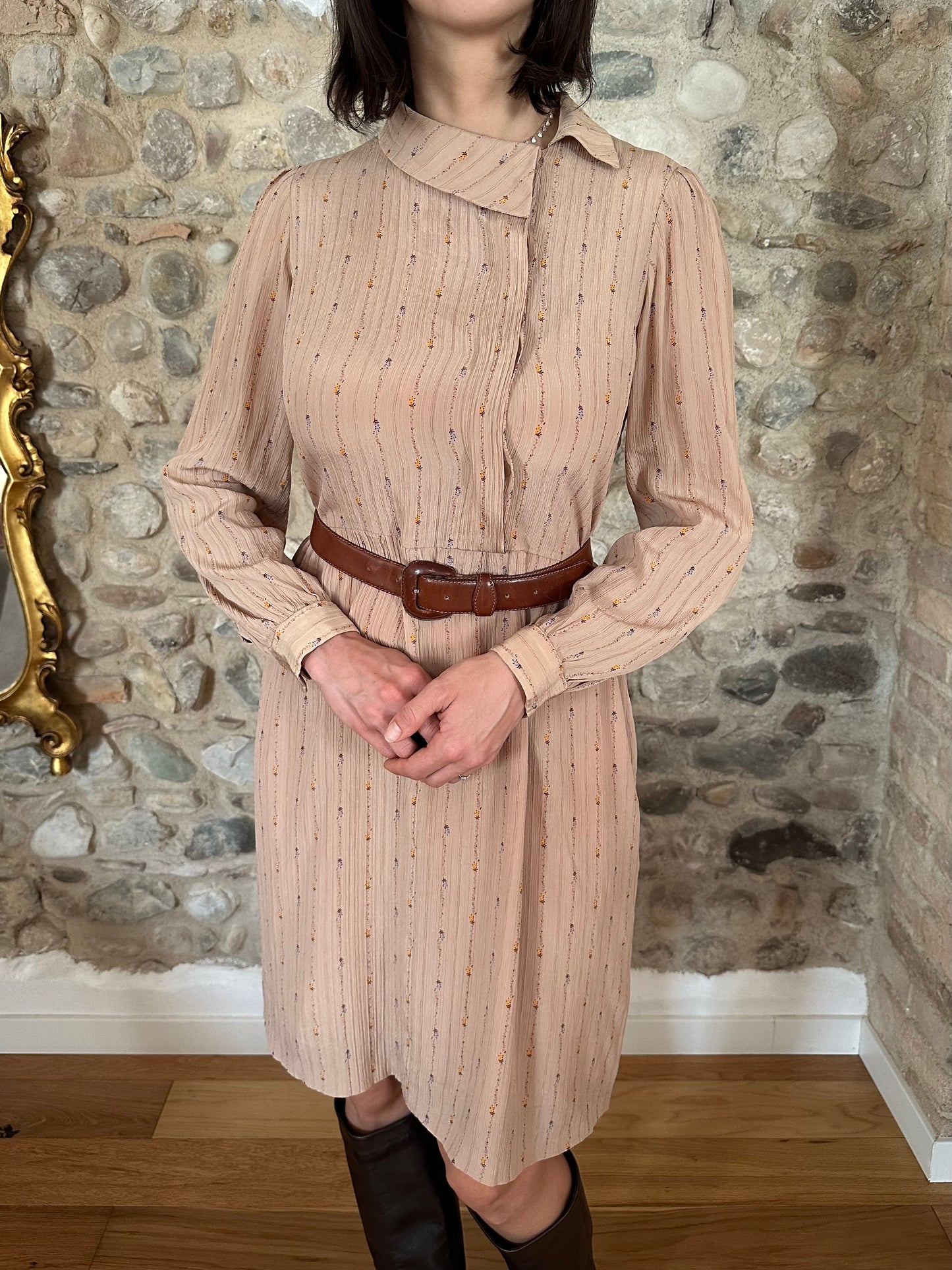 Abito Vintage Anni ‘70 Sartoriale in Seta Rosa Antico con Fiori Tg.42