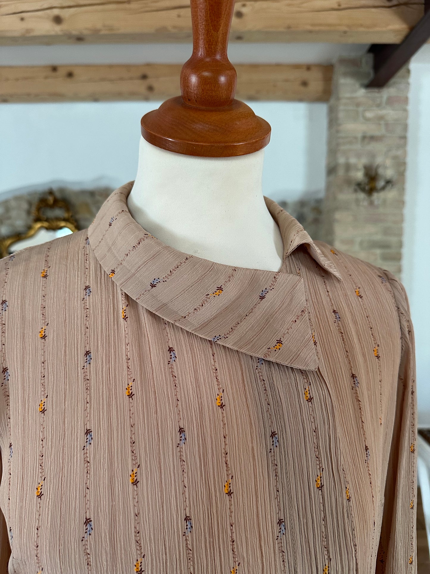 Abito Vintage Anni ‘70 Sartoriale in Seta Rosa Antico con Fiori Tg.42