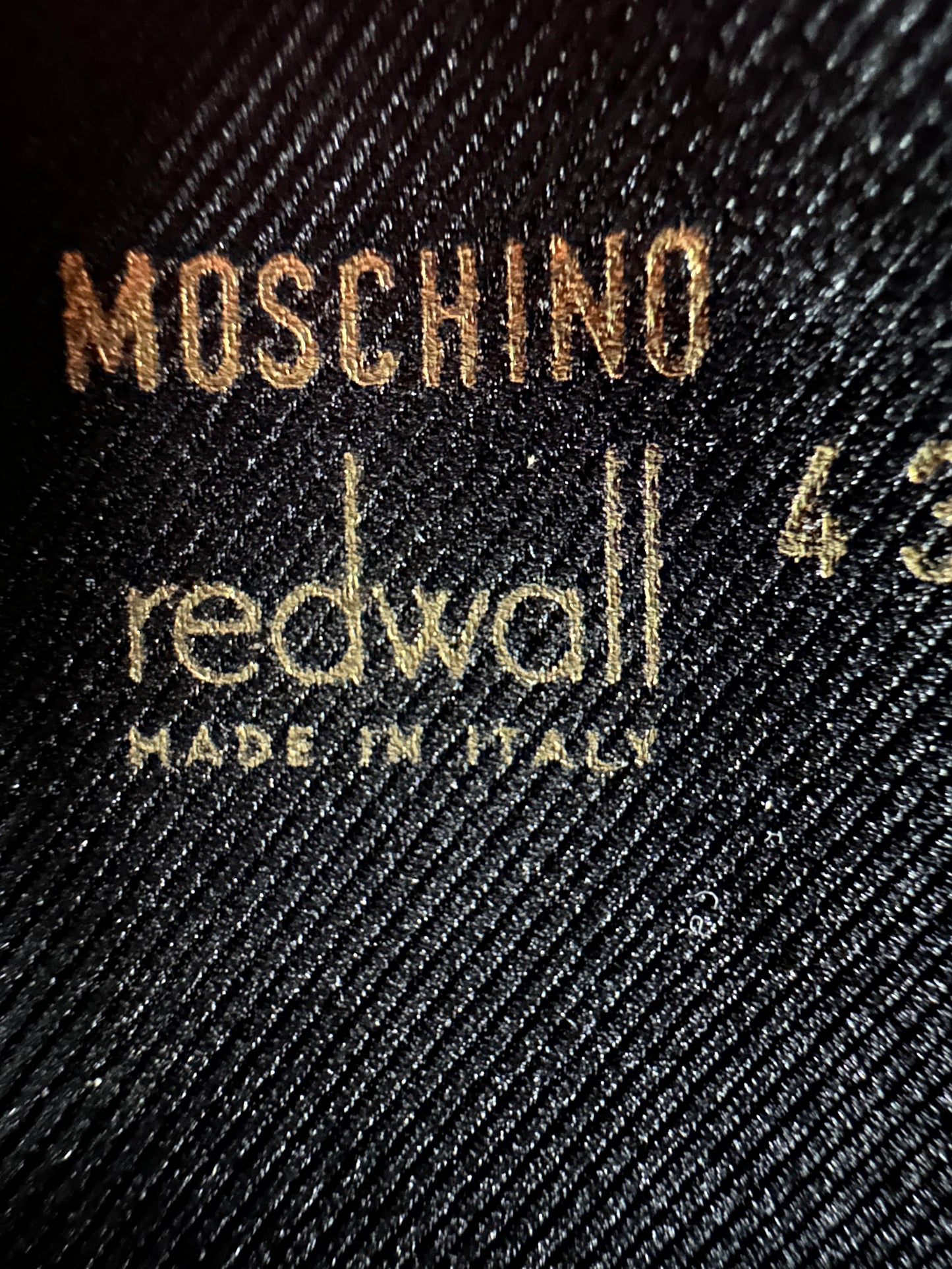 Borsa Moschino by Redwall Nuova Vintage Anni ‘80 Nera con Catena Oro e Perle