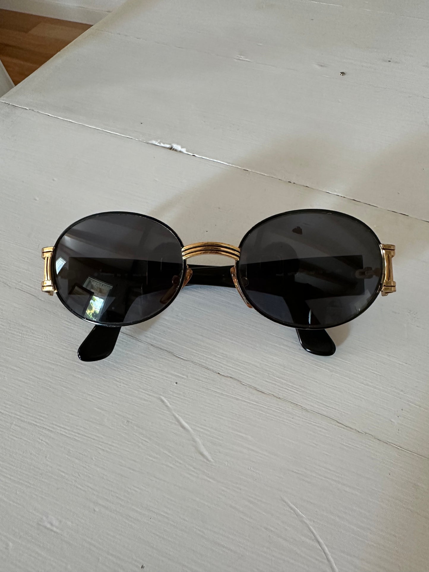 Occhiali da Sole Vintage Anni ‘90 Von Fürstenberg Neri e Oro