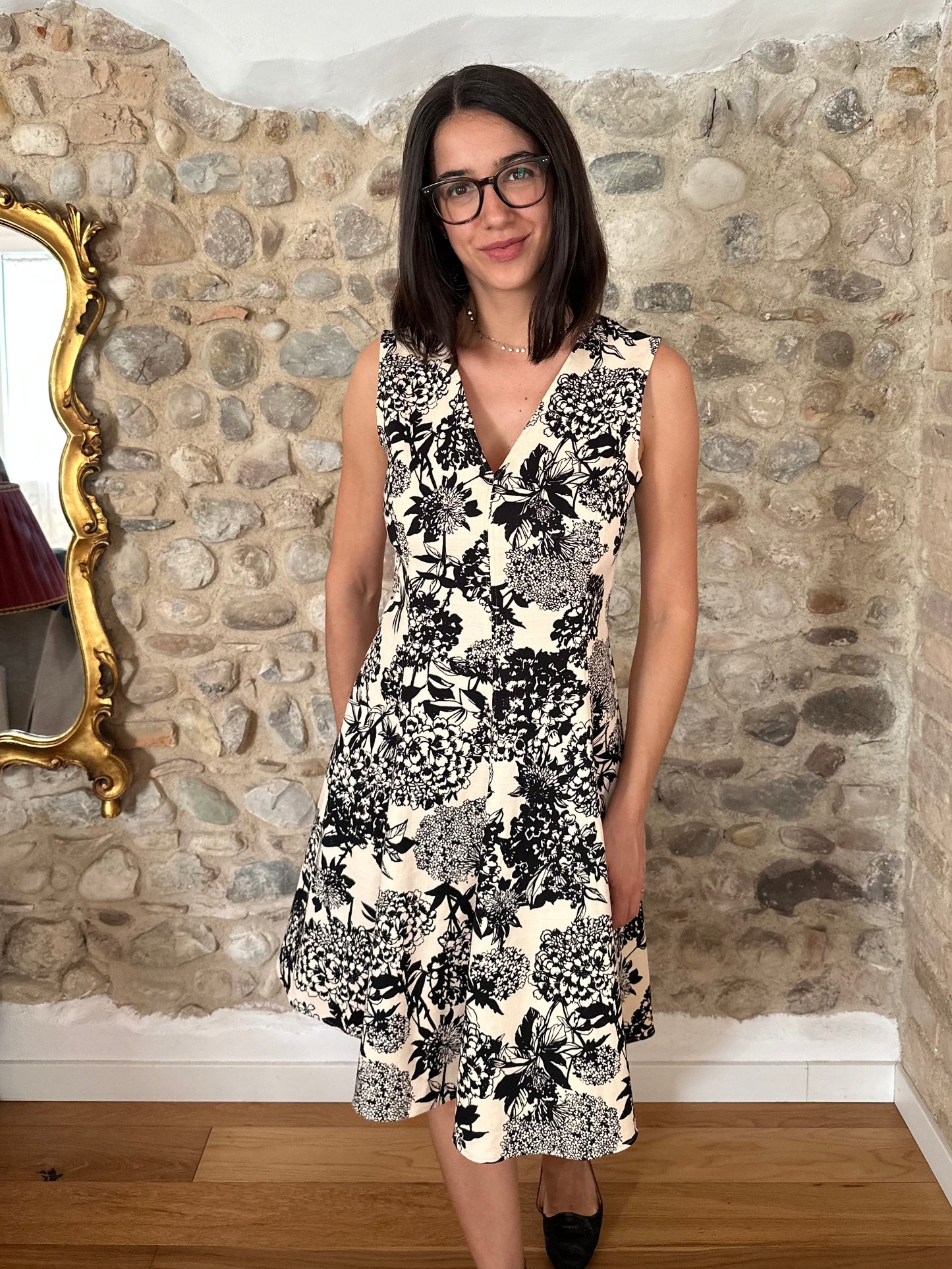 Abito Pennyblack in Cotone Fantasia Fiori Beige e Nero Tg.42