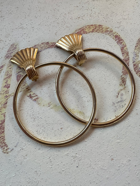 Maxi Orecchini Anni ‘80 a Cerchio con Ventaglio a Clip