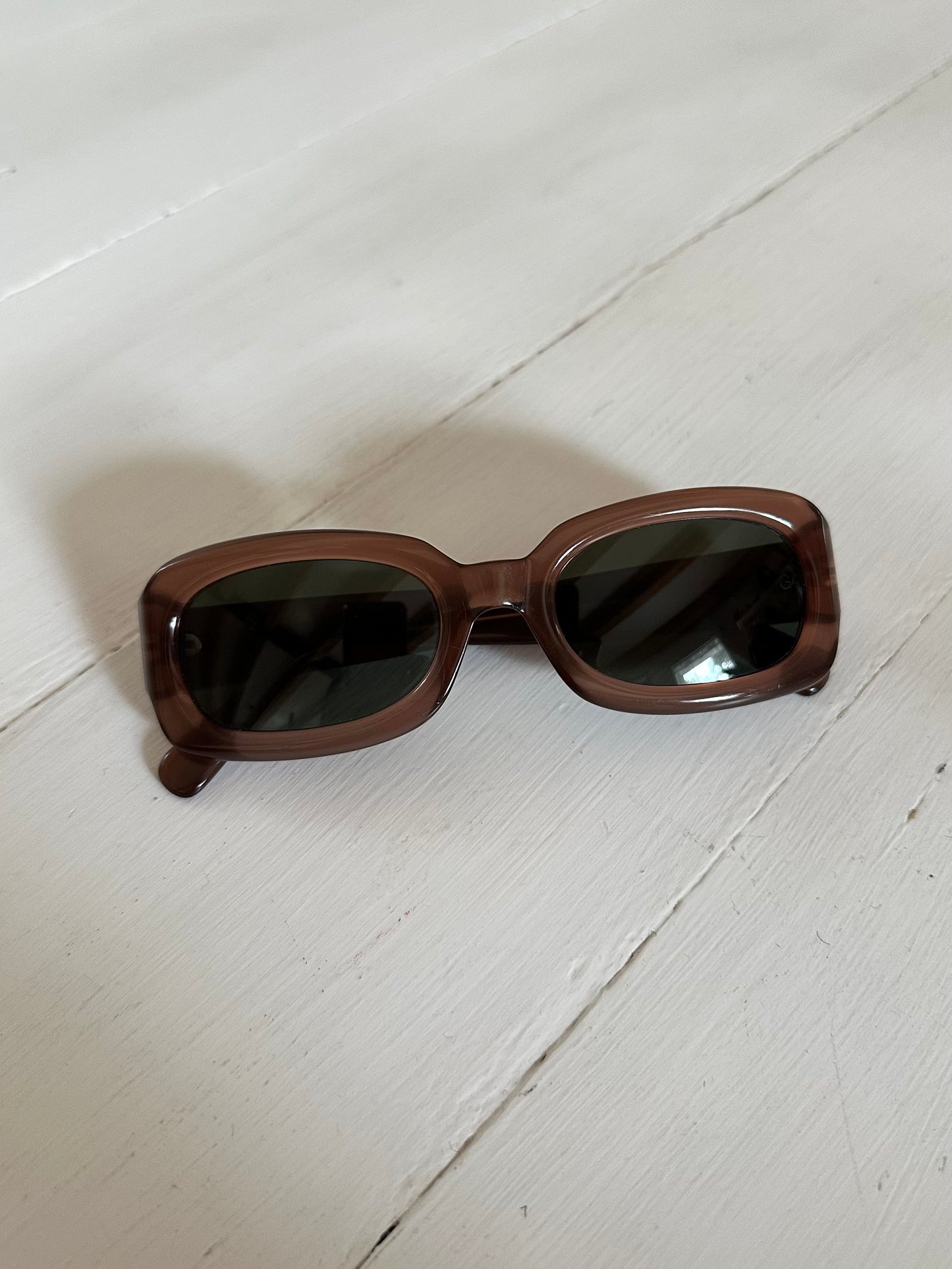 Occhiali da Sole Giorgio Armani Anni 2000 Malva Talpa