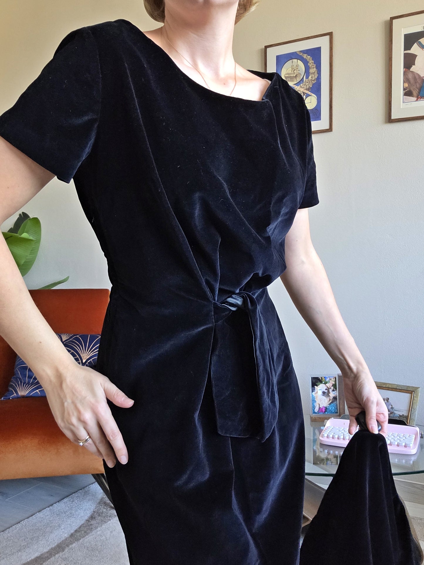 Completo Vintage Anni ‘60 Abito e Giacca in Velluto Nero