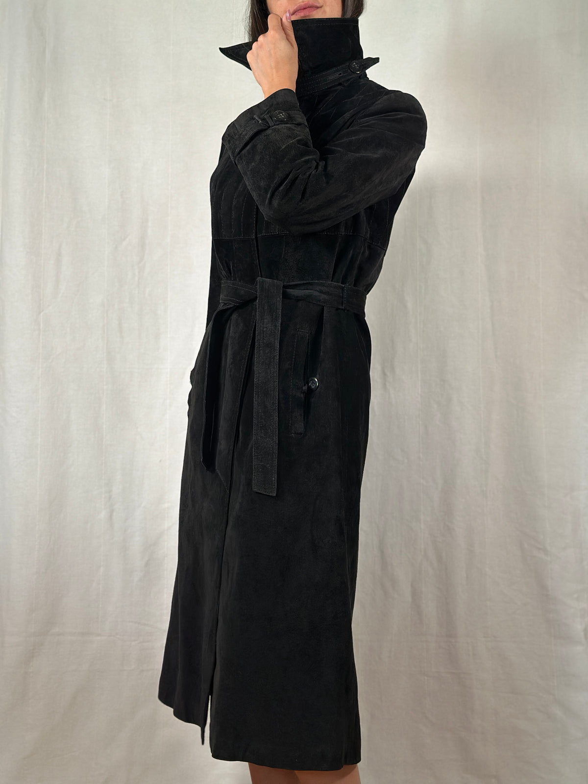 Trench Vintage Anni ‘70 in Pelle Scamosciata Nero