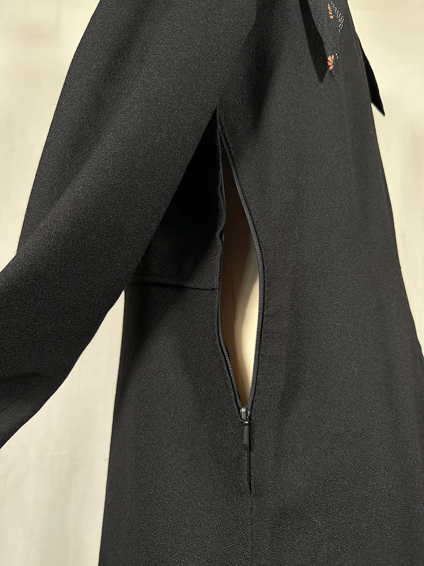 Abito Vintage Anni ‘70 Sartoriale in Lana Nero
