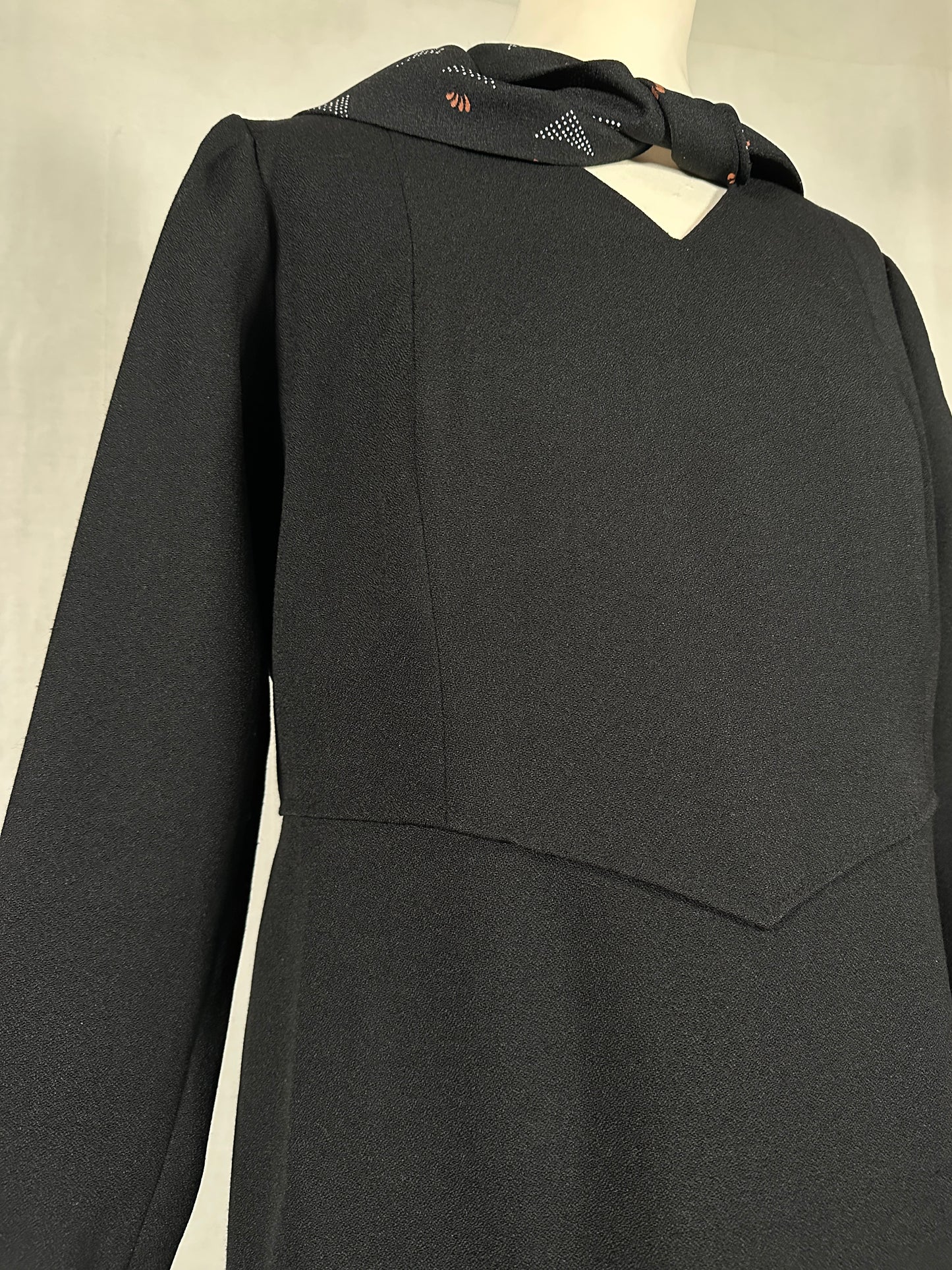 Abito Vintage Anni ‘70 Sartoriale in Lana Nero
