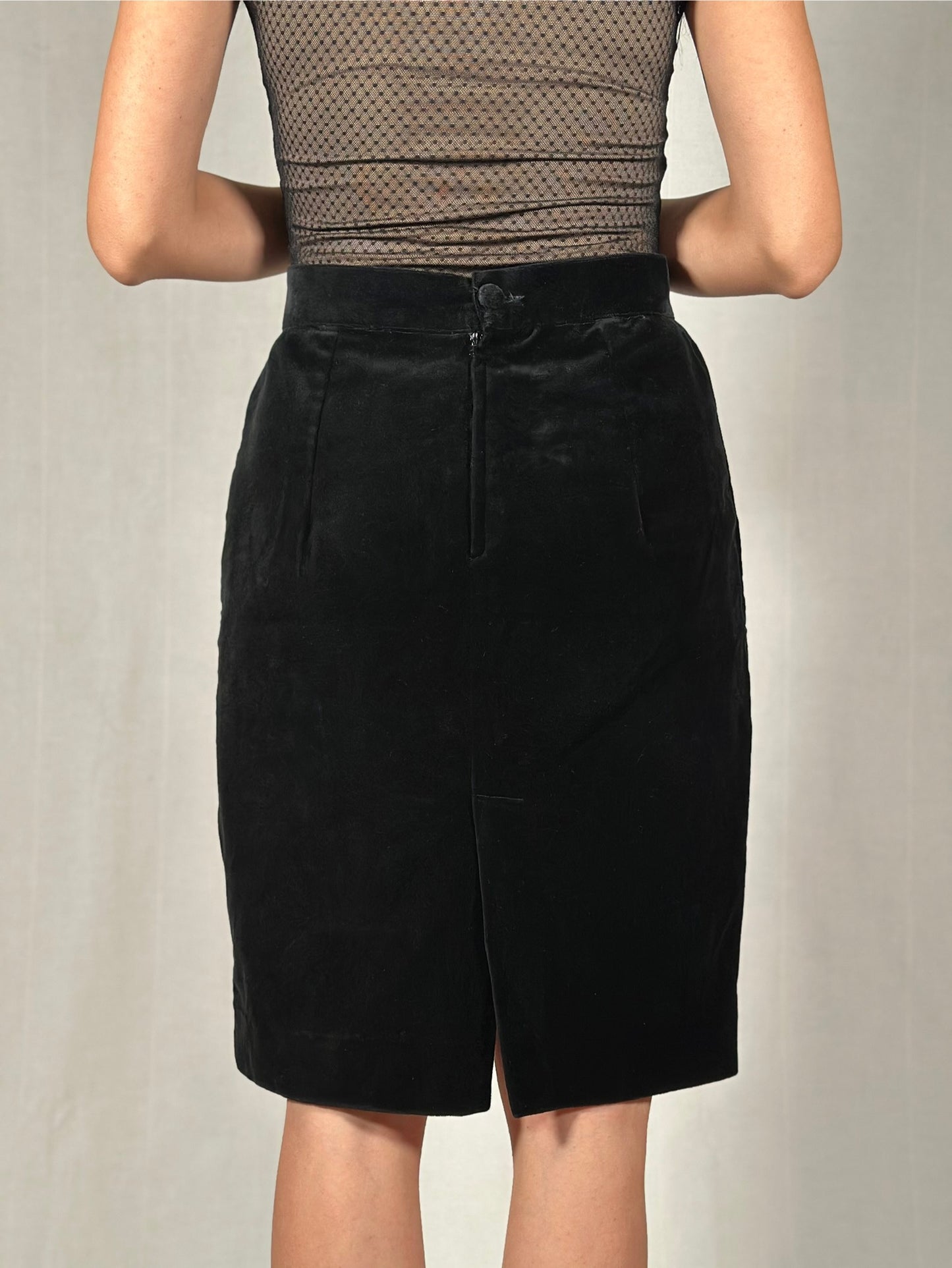 Gonna a Tubino Anni ‘70/‘80 in Velluto Nero