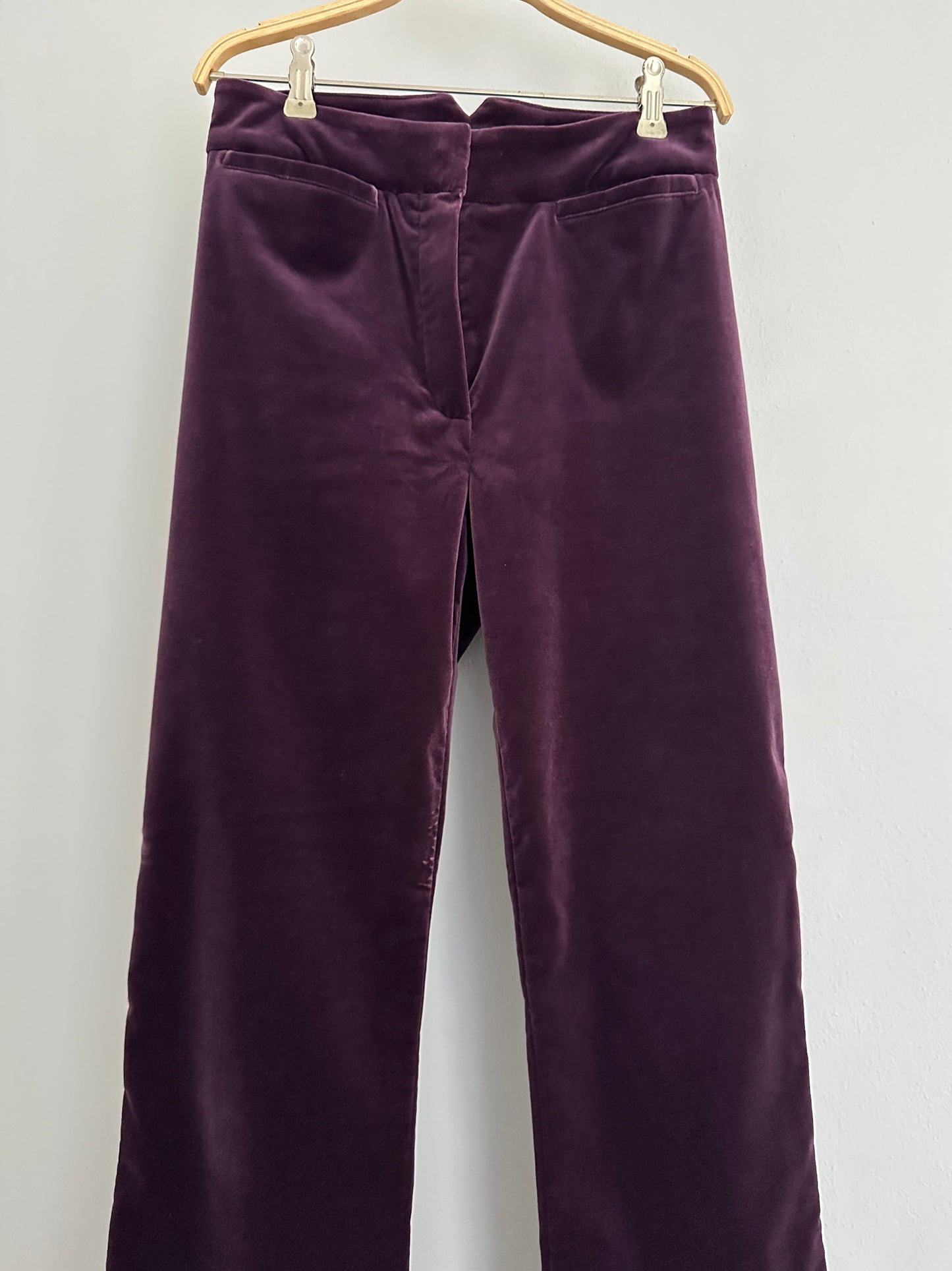 Pantaloni Escada Sport in Velluto Viola
