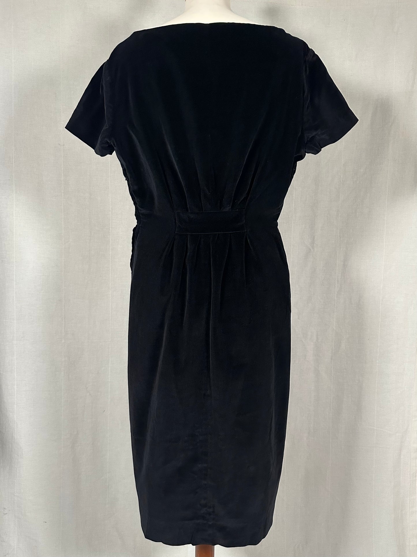 Completo Vintage Anni ‘60 Abito e Giacca in Velluto Nero