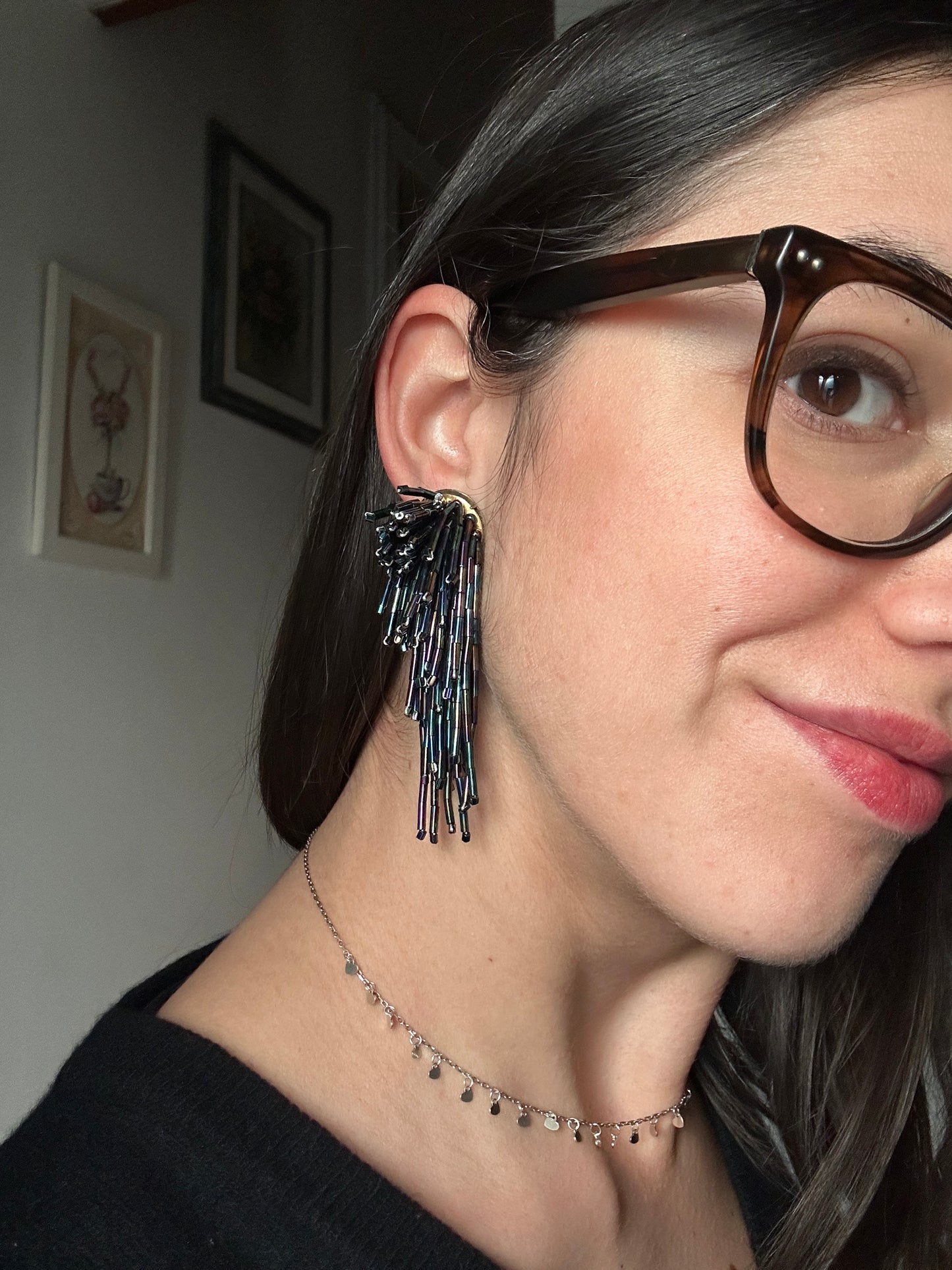 Orecchini Anni ‘80 a Clip Lunghi con Perline Iridescenti