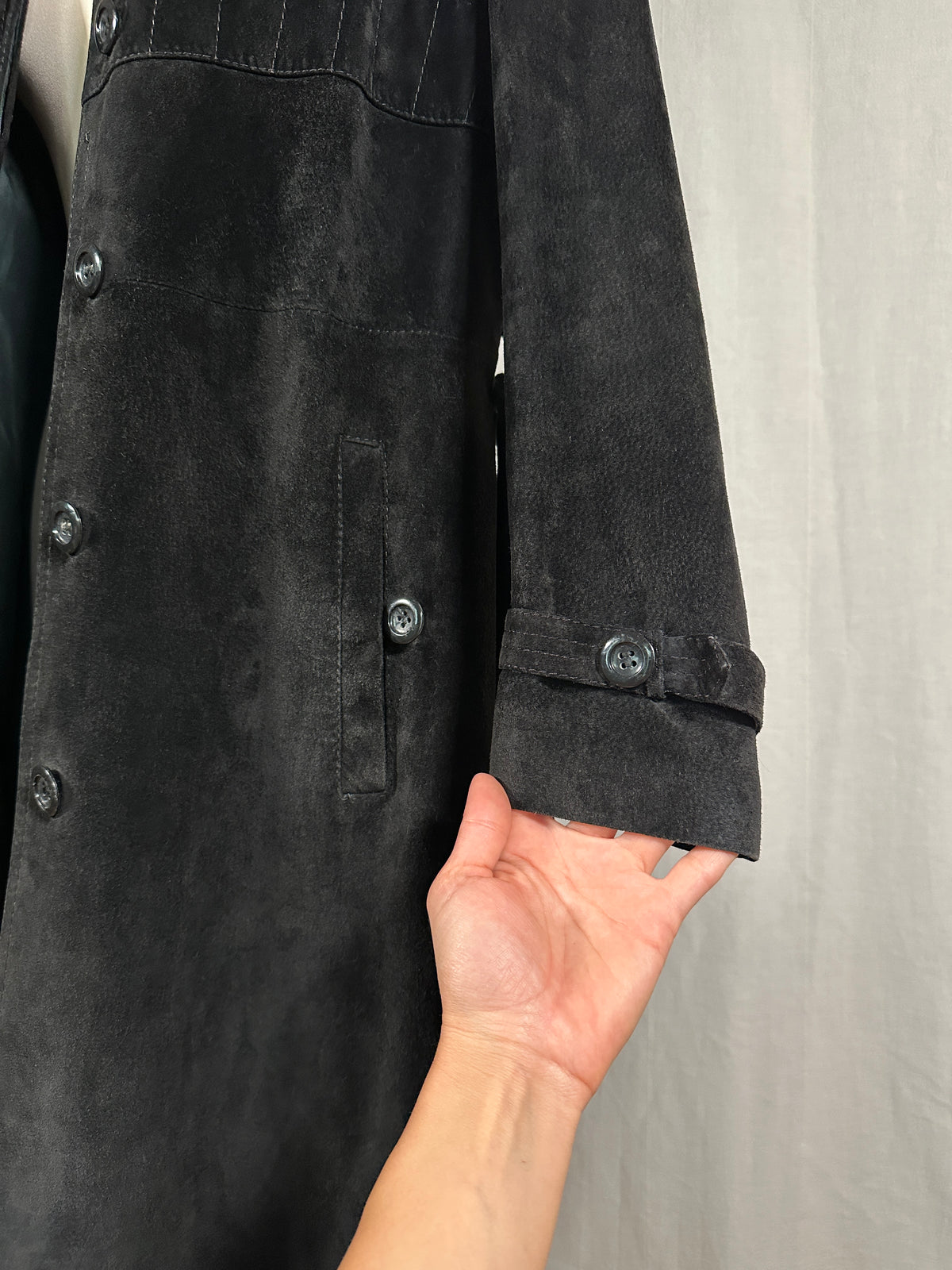 Trench Vintage Anni ‘70 in Pelle Scamosciata Nero