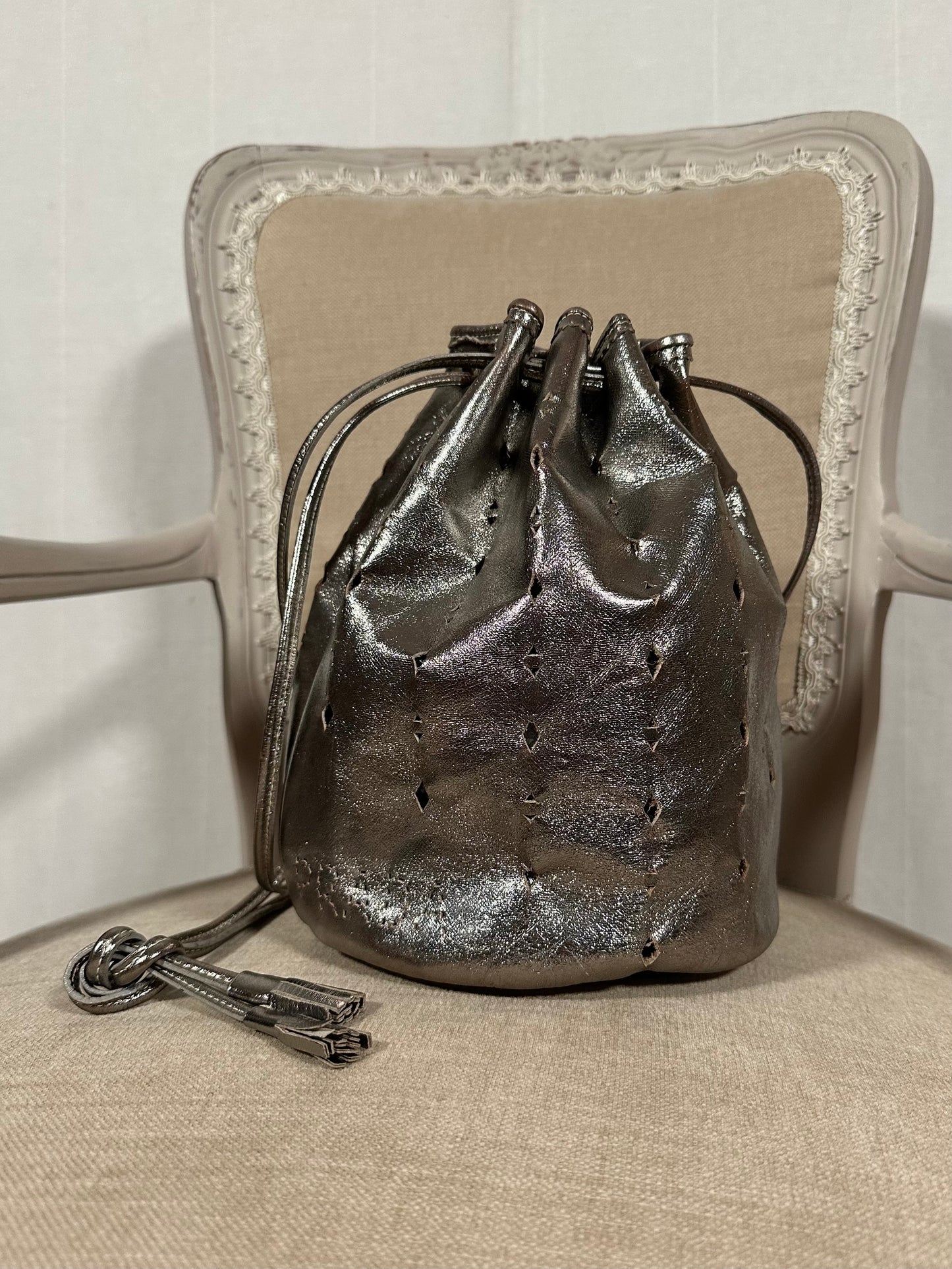 Borsa Secchiello Prada Anni ‘70 in Pelle Argento