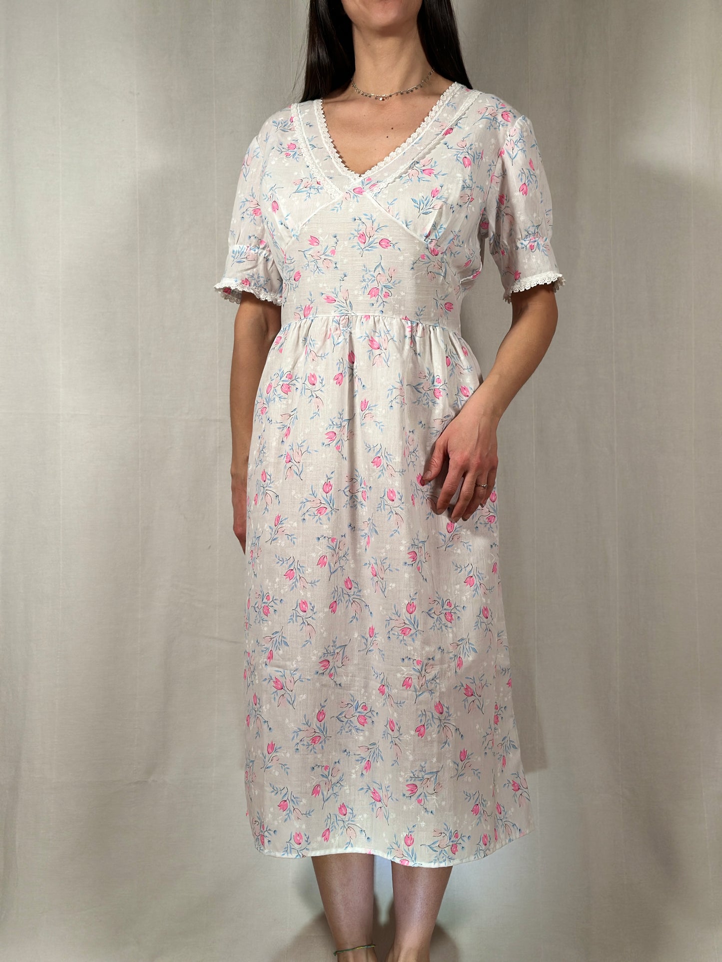 Camicia da Notte Romantica Anni ‘70/‘80 Bianca con Fiori