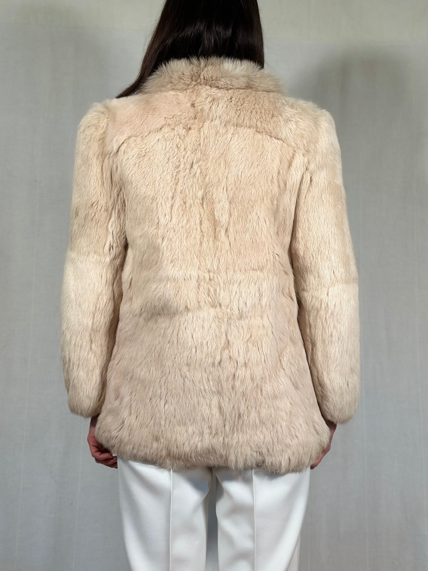 Giaccone in Pelliccia di Lapin Beige