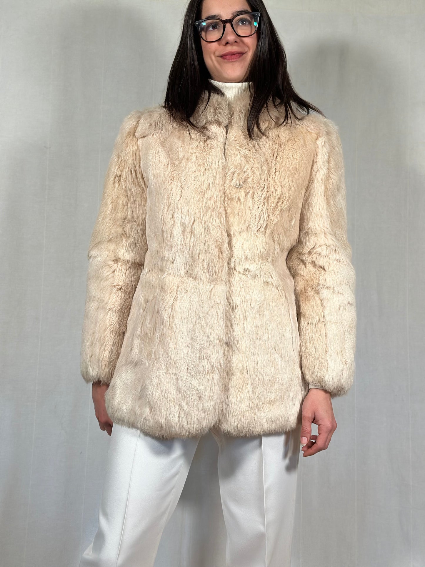 Giaccone in Pelliccia di Lapin Beige