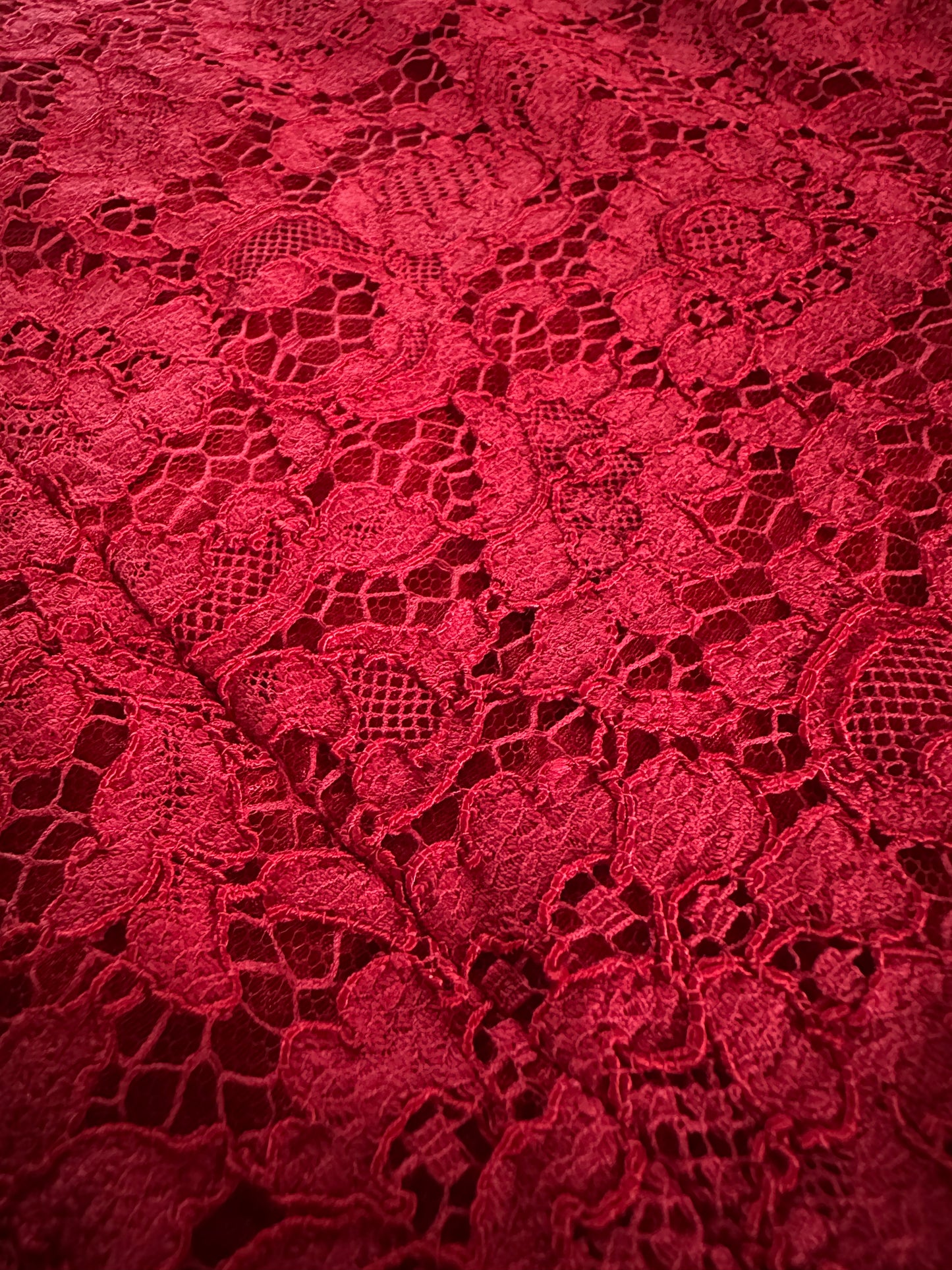 Completo Sartoriale Anni ‘60 in Pizzo Rosso Fragola
