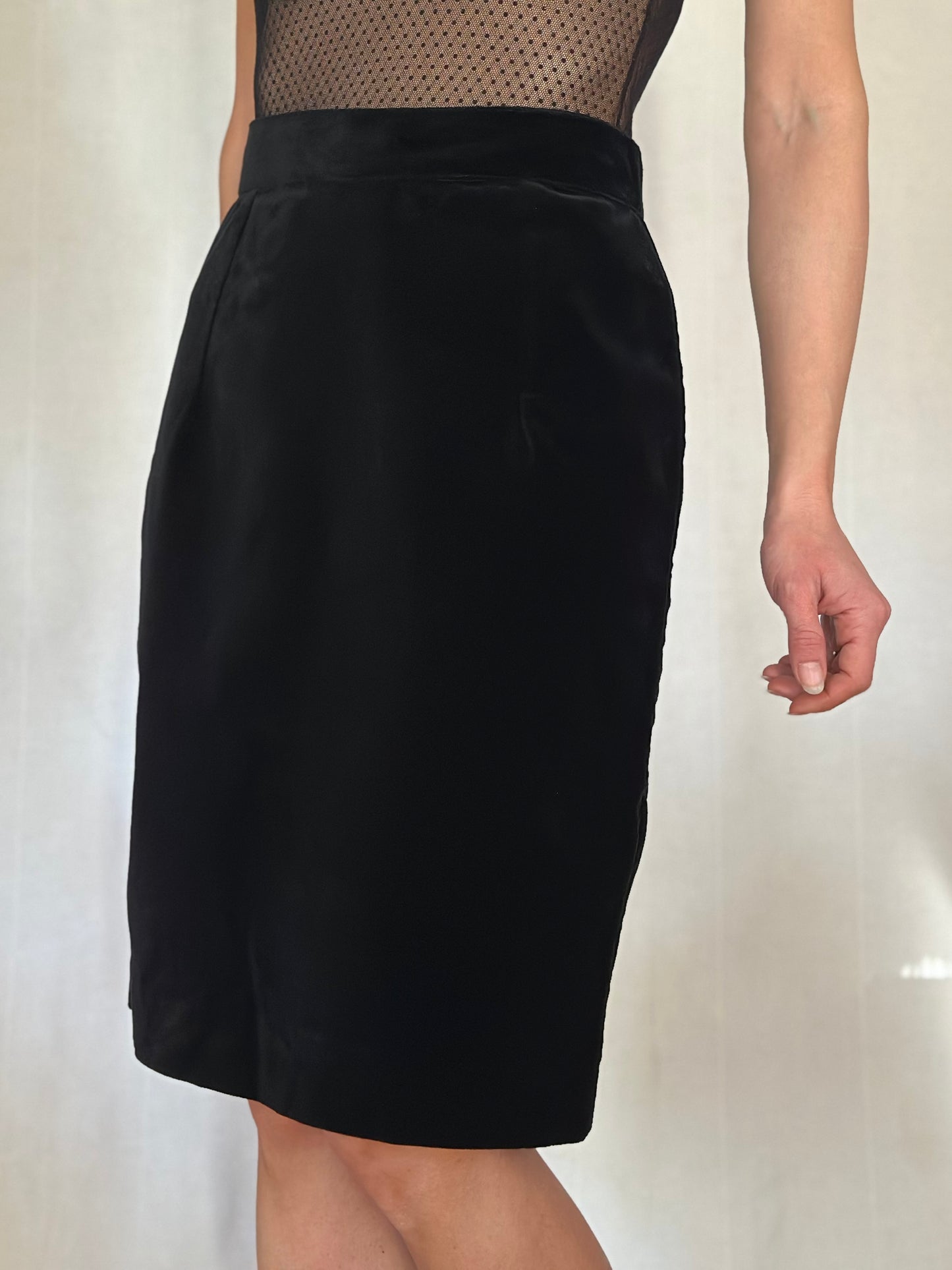 Gonna a Tubino Anni ‘70/‘80 in Velluto Nero