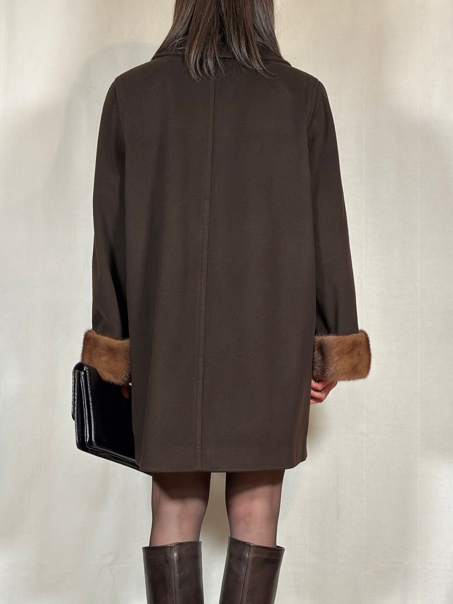 Cappotto Olmar in Lana e Angora Loro Piana Marrone con Polsini in Visone