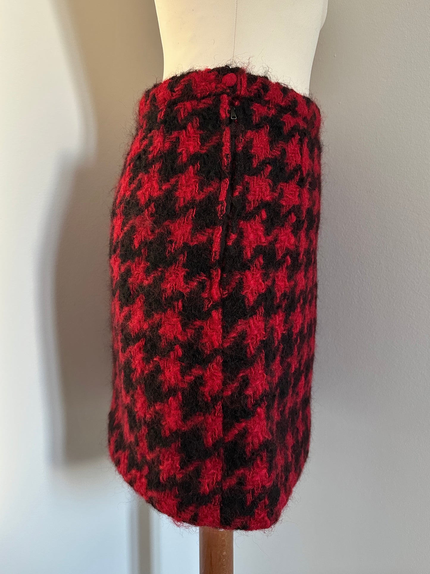 Gonna Mini Sartoriale Pied de Poule in Lana Nera e Rossa