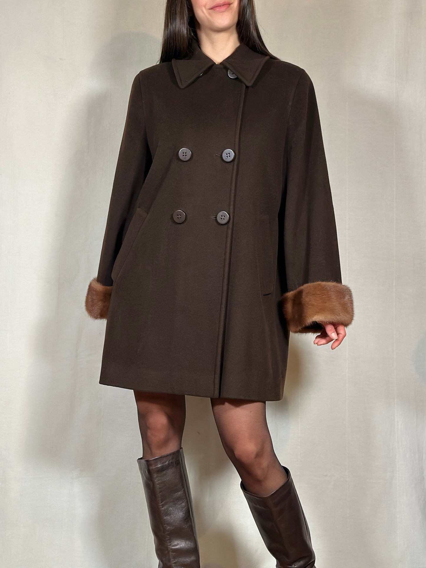 Cappotto Olmar in Lana e Angora Loro Piana Marrone con Polsini in Visone