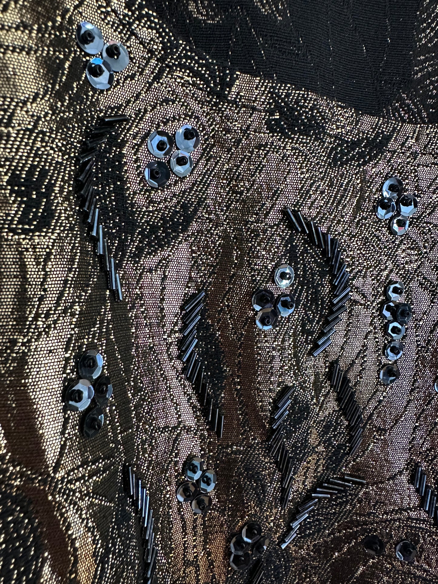 Sottogiacca Anni ‘70/‘80 in Lurex Oro con Paillettes e Perline Nere