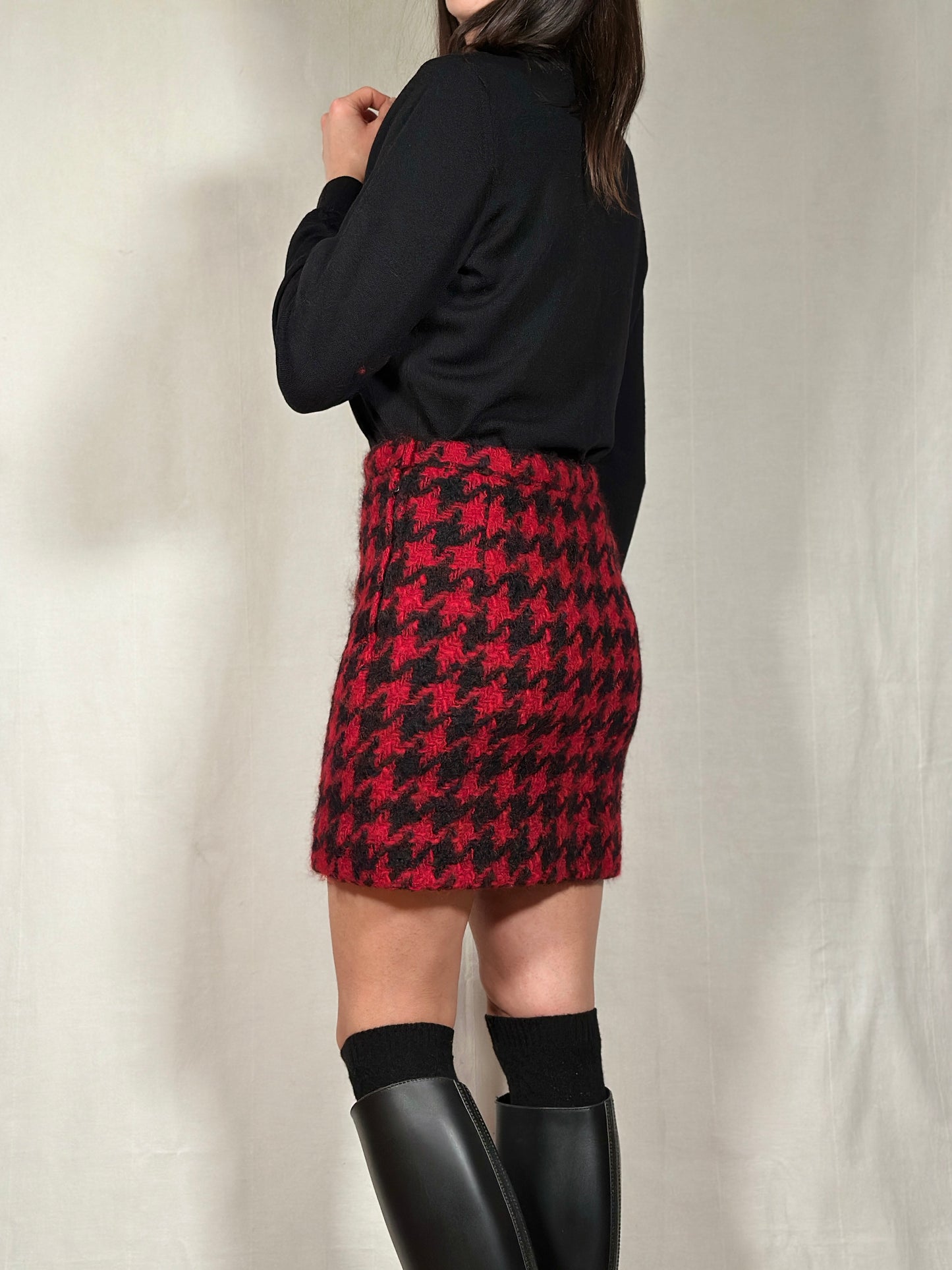 Gonna Mini Sartoriale Pied de Poule in Lana Nera e Rossa