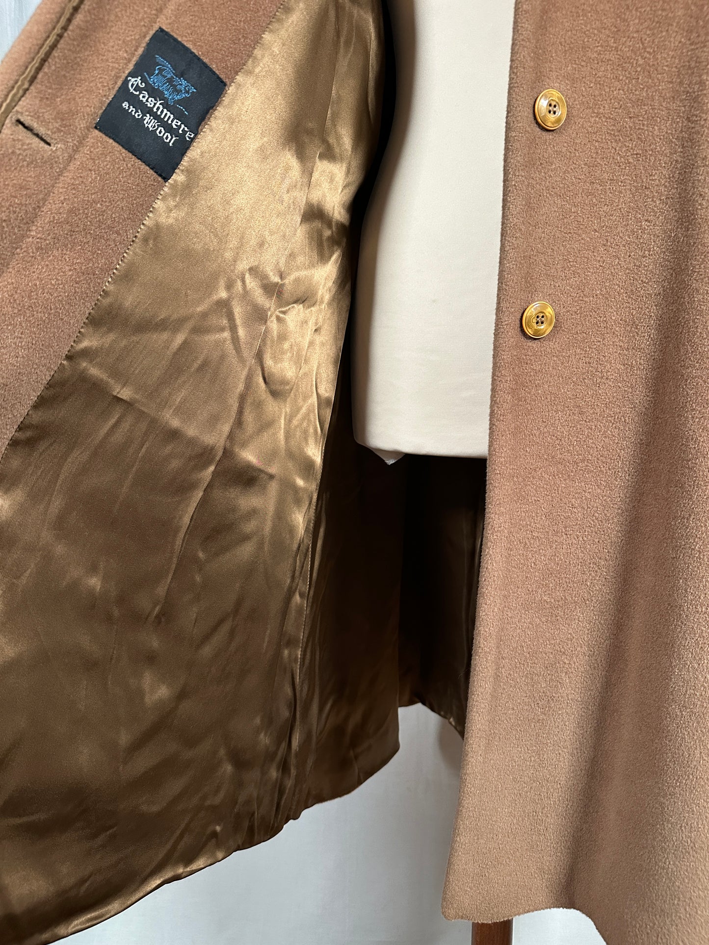 Cappotto Iconico Vintage Anni ‘80 in Lana e Cachemire Cammello Scuro