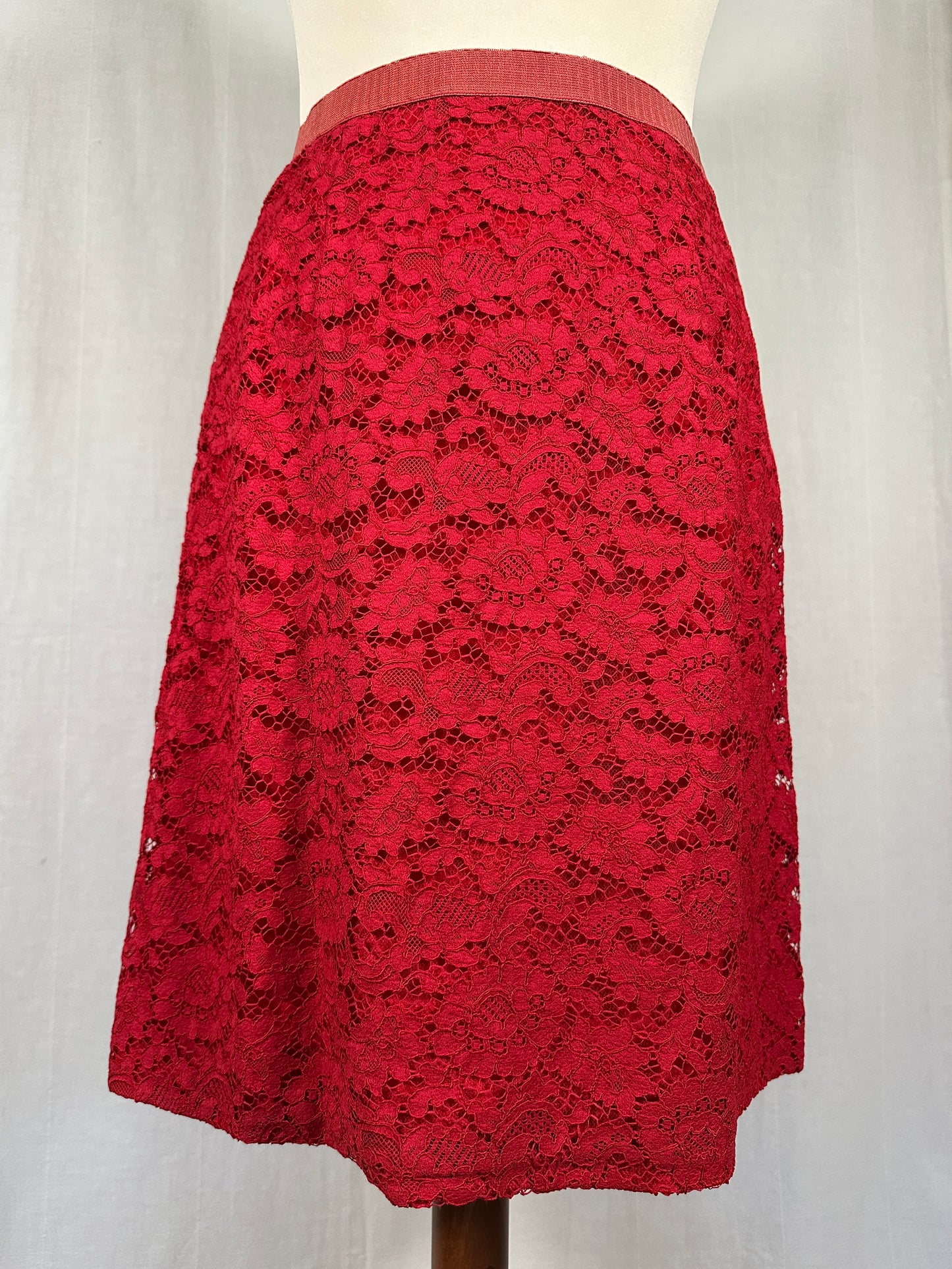 Completo Sartoriale Anni ‘60 in Pizzo Rosso Fragola
