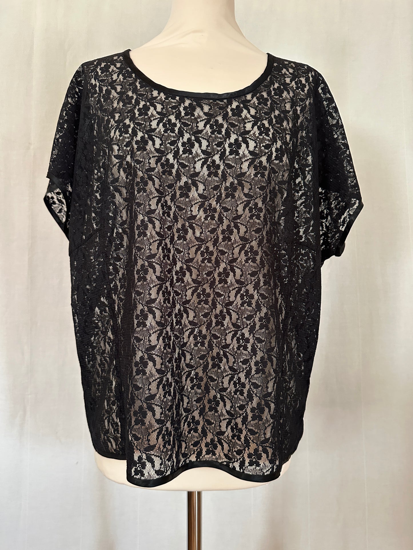 Blusa Anni ‘80 Sartoriale in Pizzo Nera