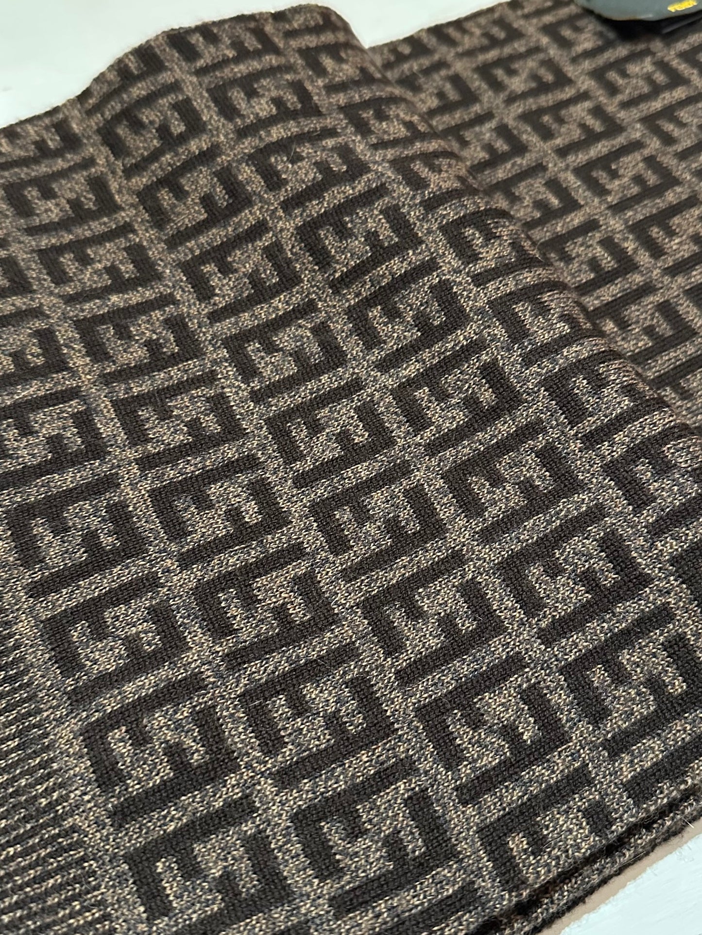 Sciarpa Fendi Monogram FF Marrone in Lana