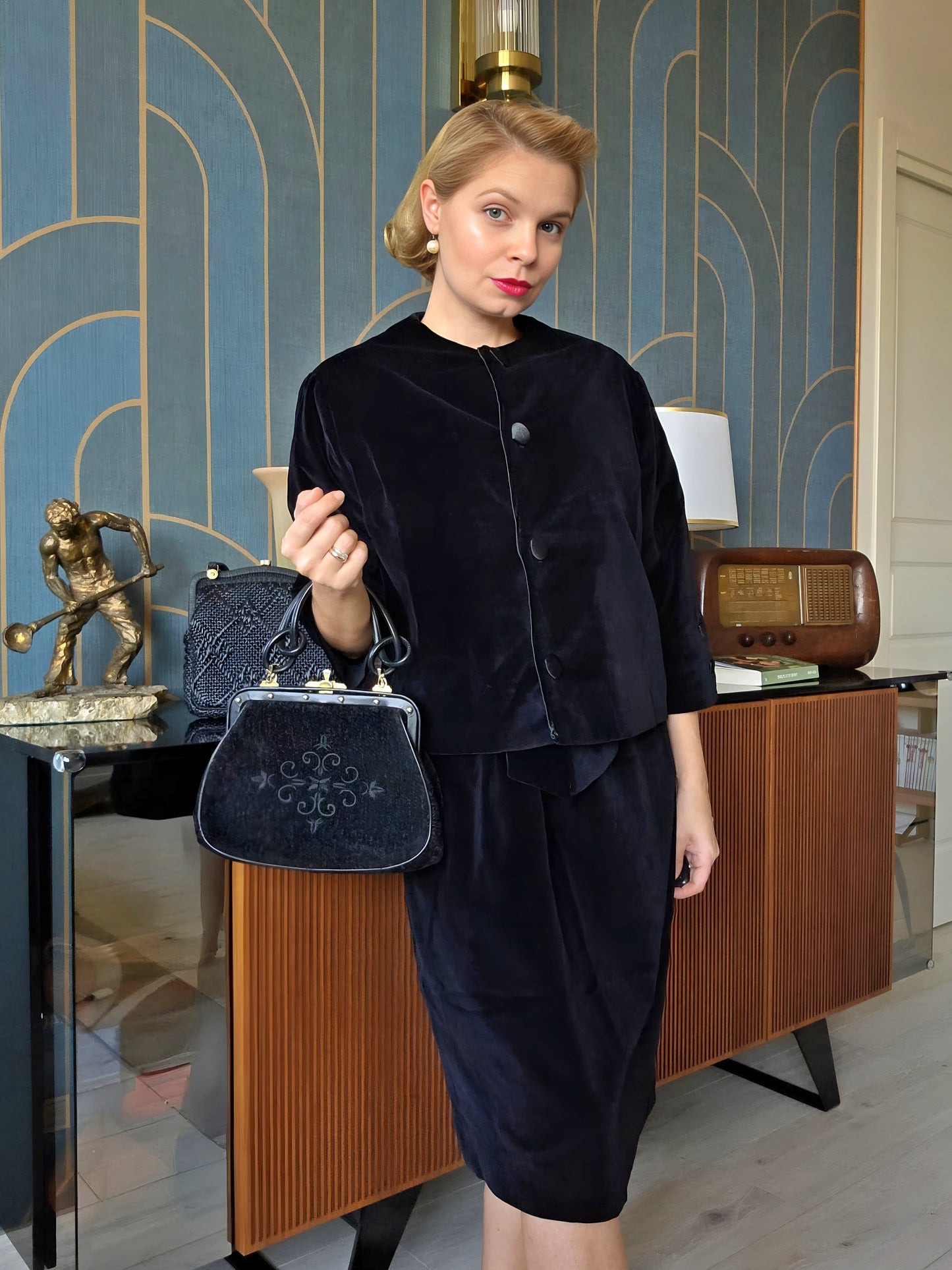 Completo Vintage Anni ‘60 Abito e Giacca in Velluto Nero