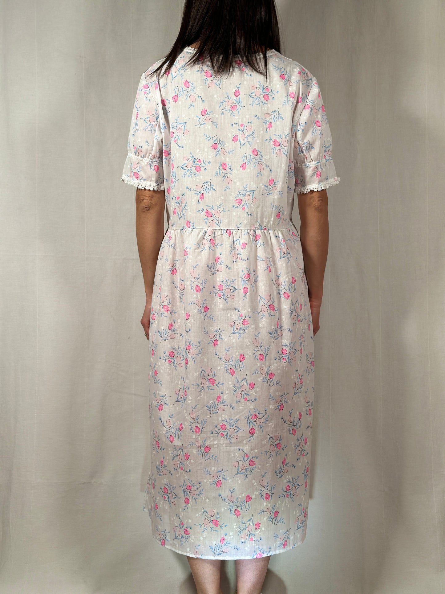 Camicia da Notte Romantica Anni ‘70/‘80 Bianca con Fiori