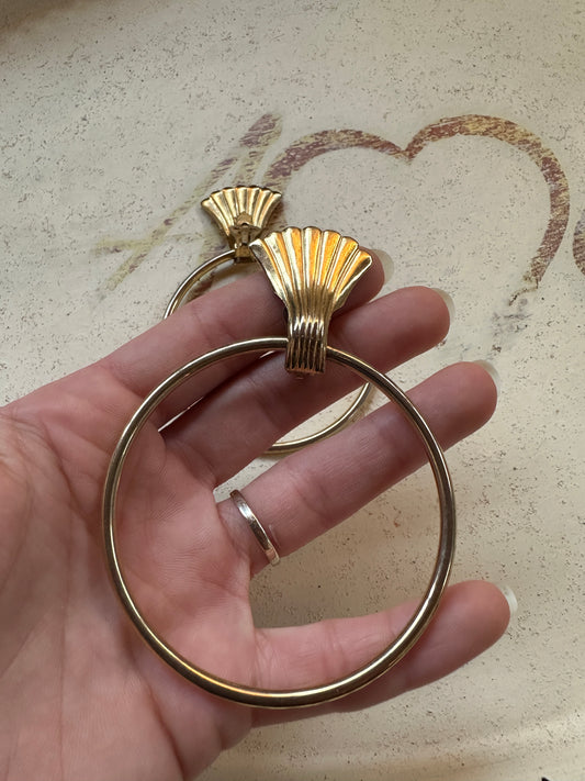 Maxi Orecchini Anni ‘80 a Cerchio con Ventaglio a Clip