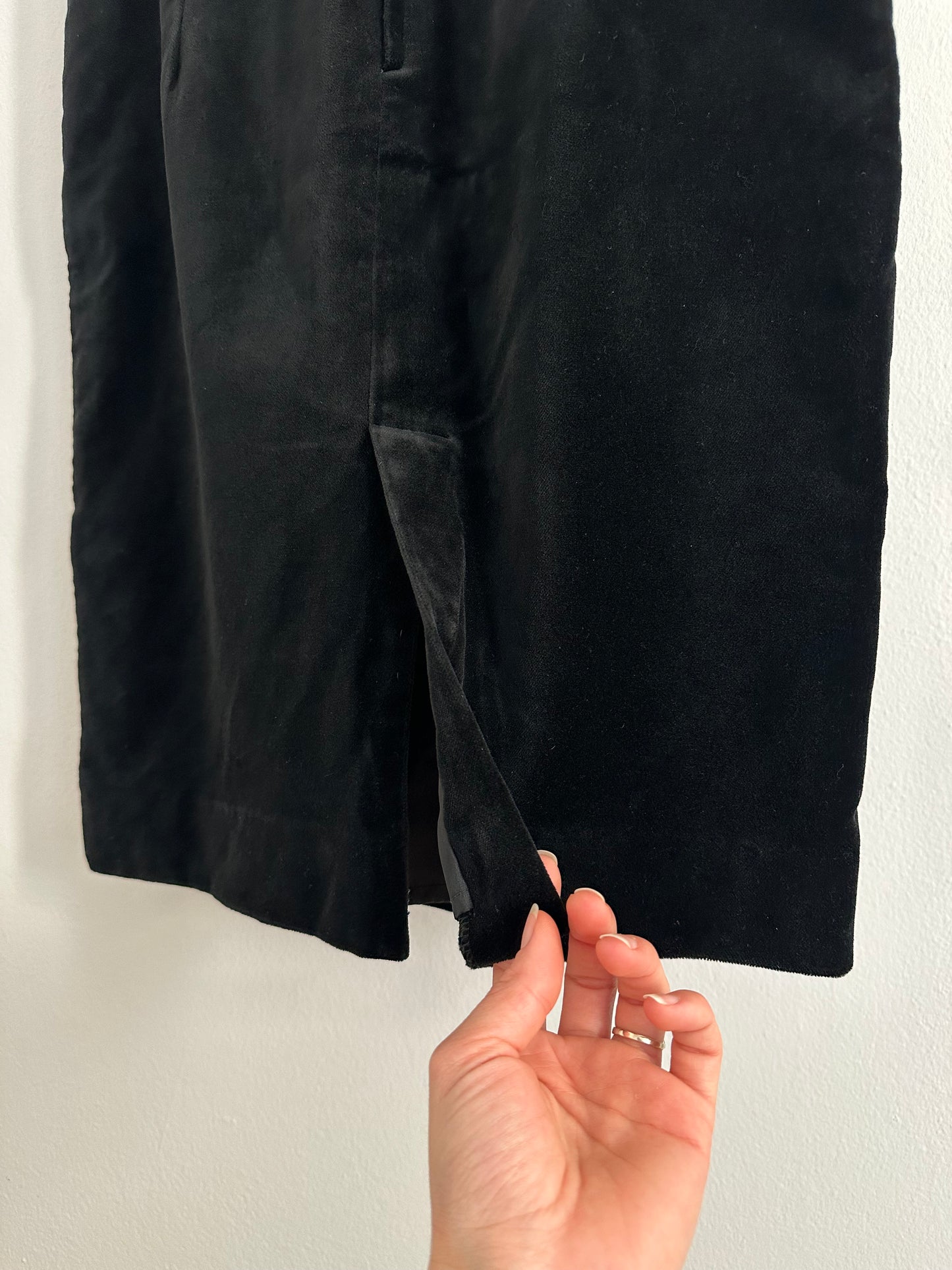 Gonna a Tubino Anni ‘70/‘80 in Velluto Nero