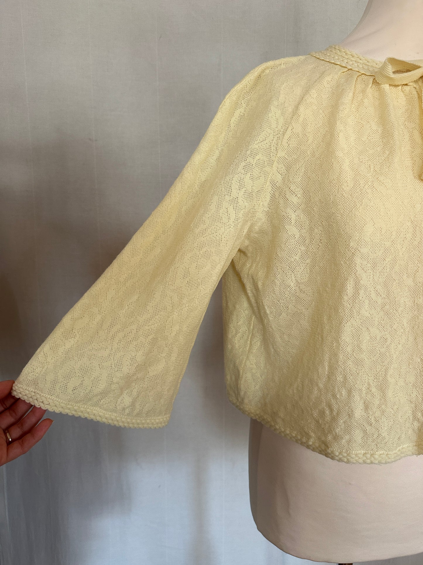 Liseuse Vintage Hanro Anni ‘60 in Lana Gialla