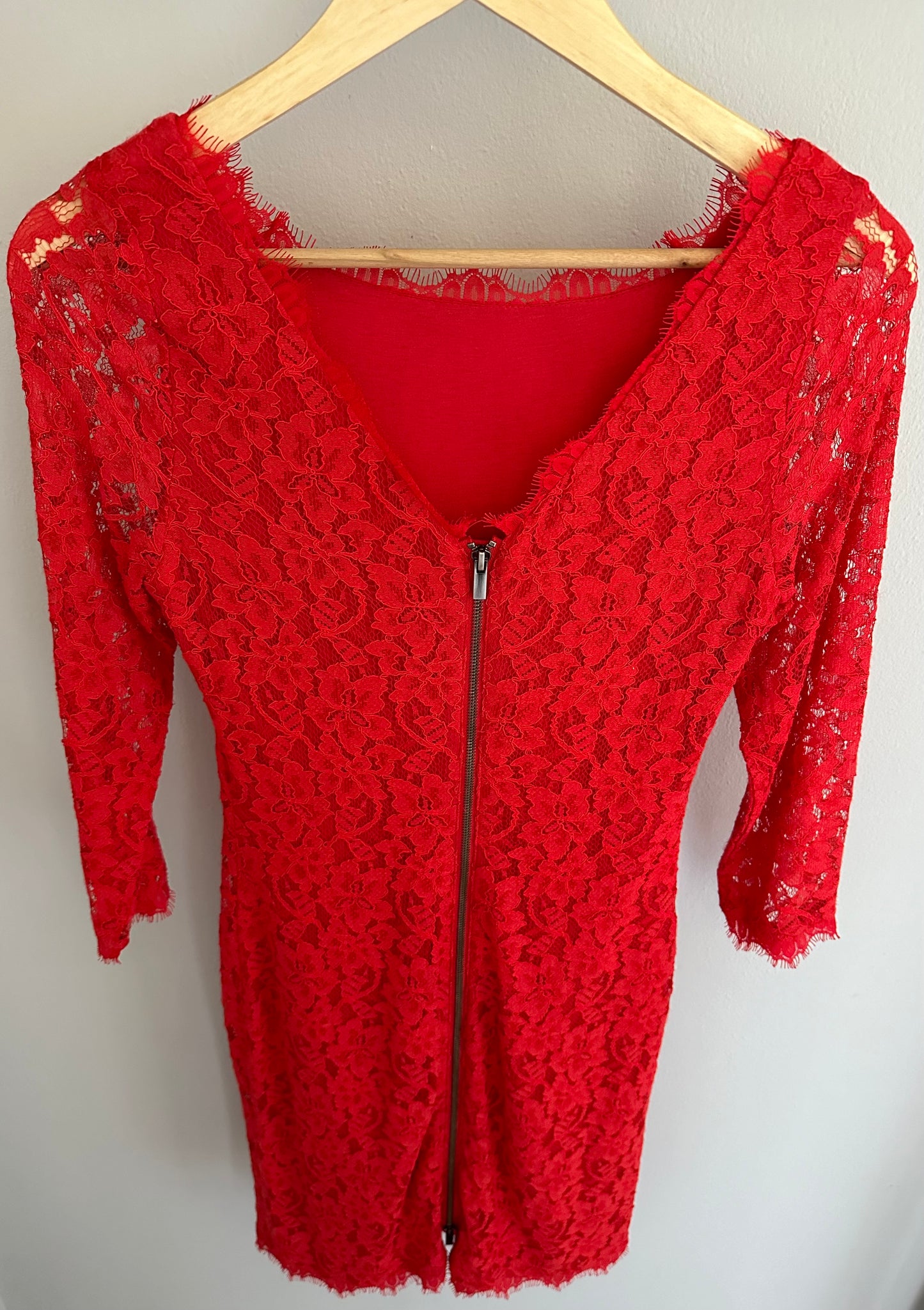 Abito Diane Von Furstenberg in Pizzo Corallo Tg.44