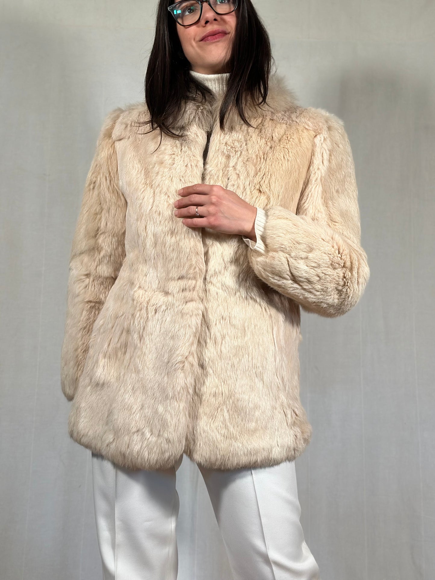 Giaccone in Pelliccia di Lapin Beige