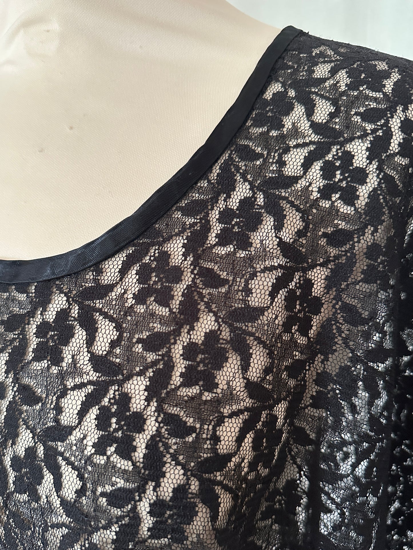 Blusa Anni ‘80 Sartoriale in Pizzo Nera