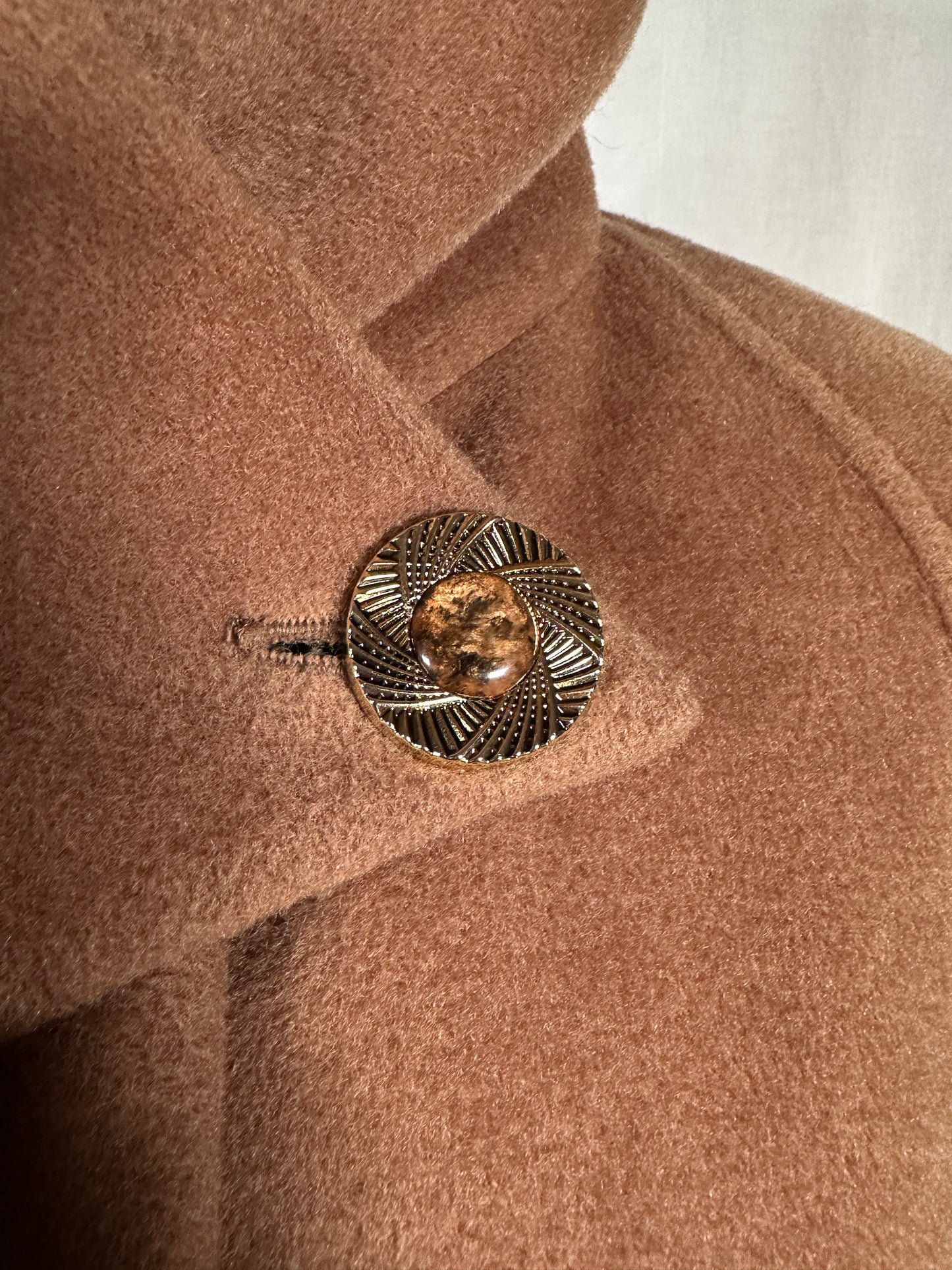 Cappotto Iconico Vintage Anni ‘80 in Lana e Cachemire Cammello Scuro