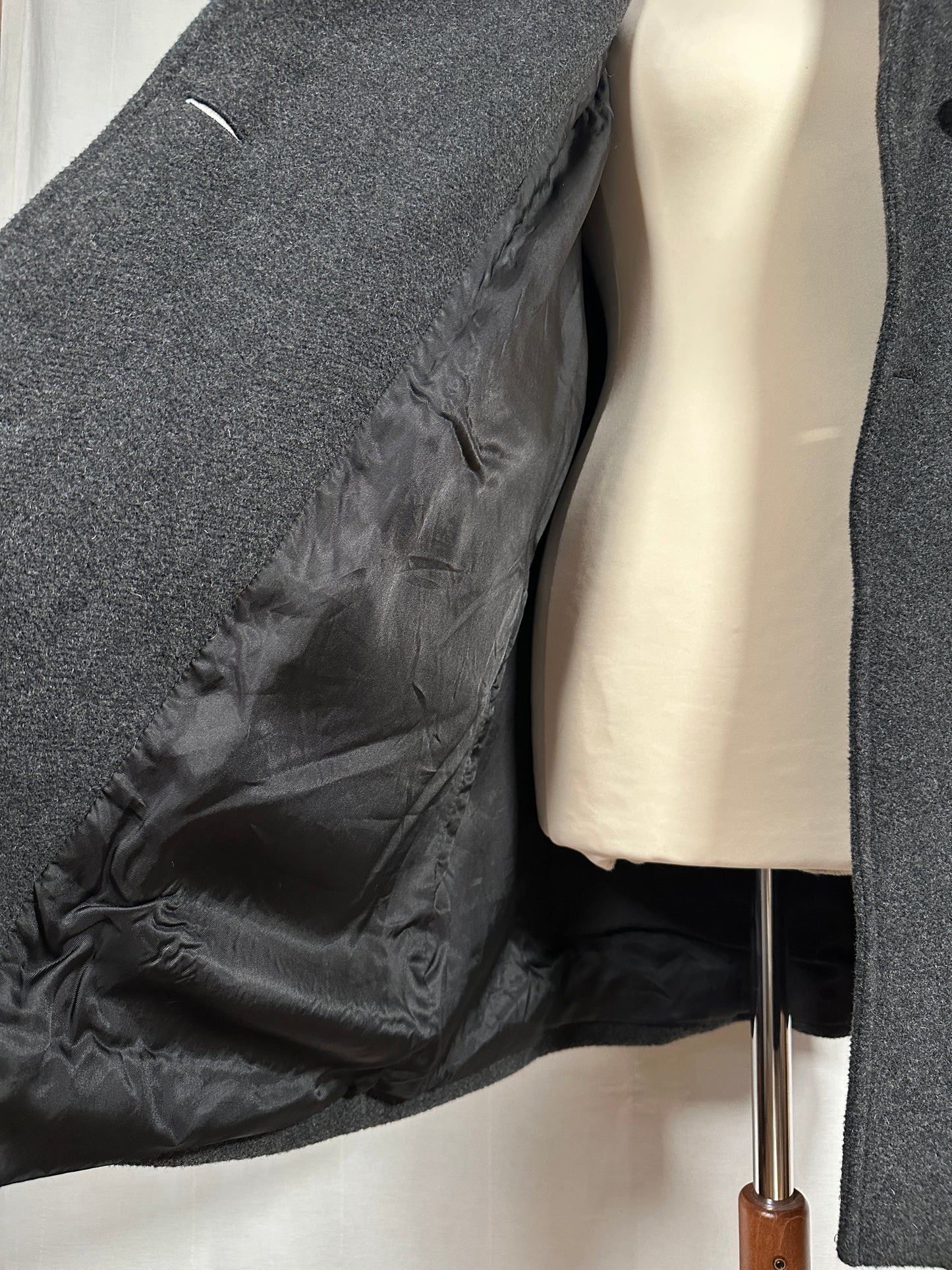 Cappotto Corto Grigio in Lana