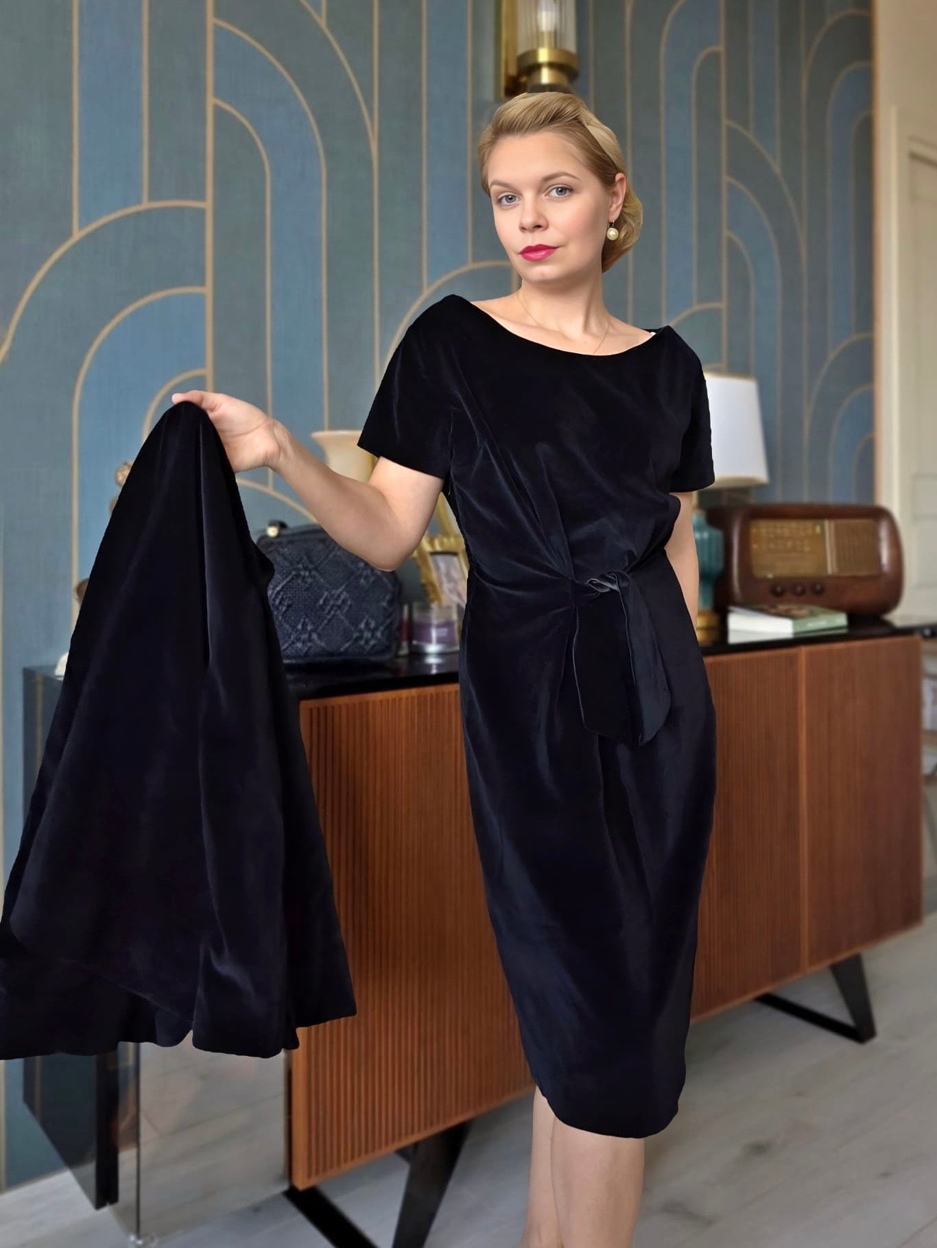 Completo Vintage Anni ‘60 Abito e Giacca in Velluto Nero