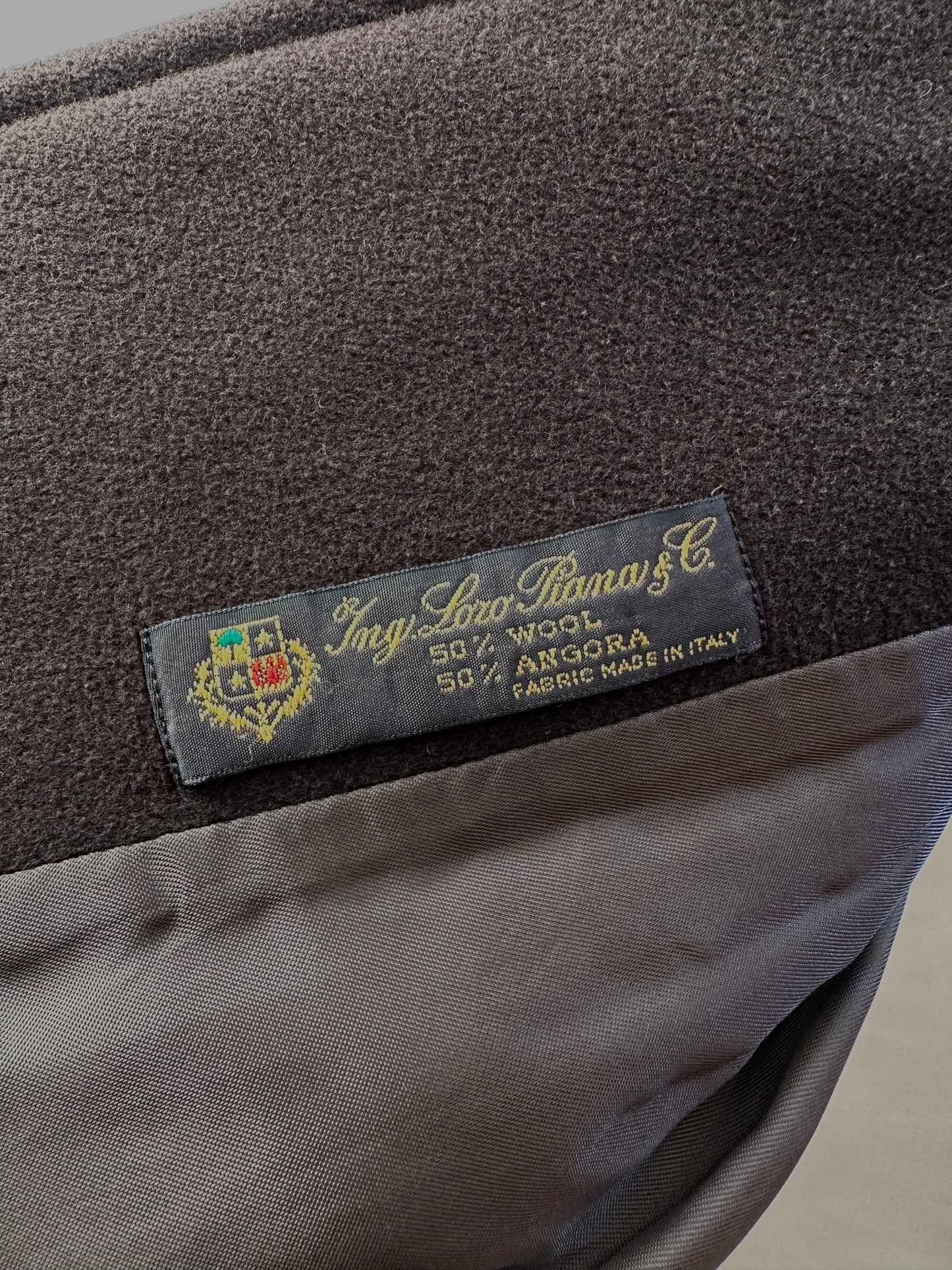 Cappotto Olmar in Lana e Angora Loro Piana Marrone con Polsini in Visone