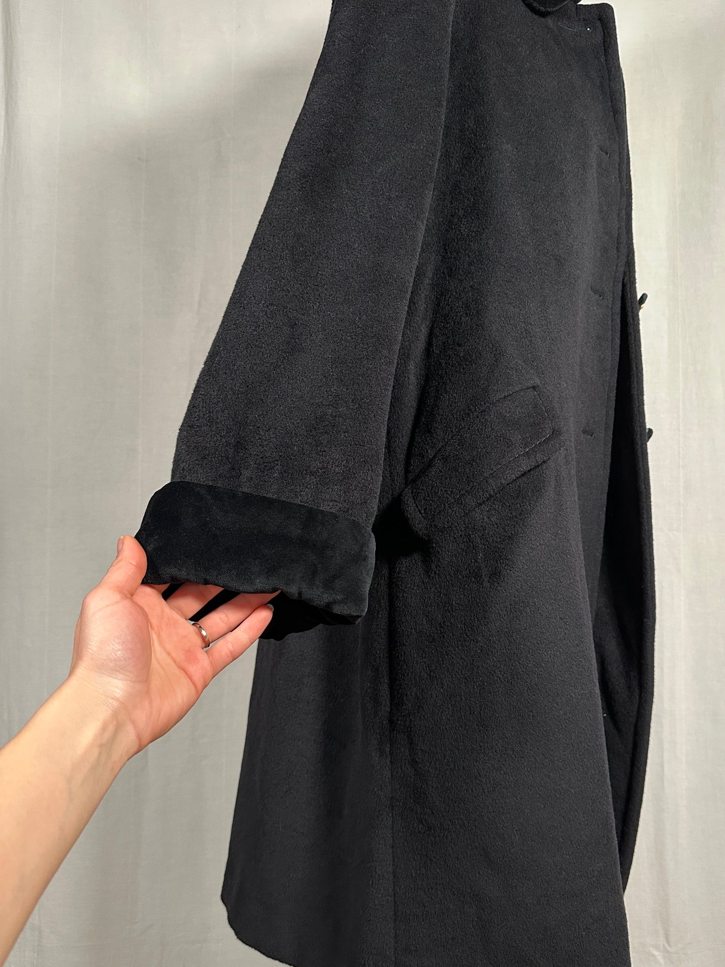 Cappotto Fine Anni ‘80 Delia Ferrari in Lana Nero